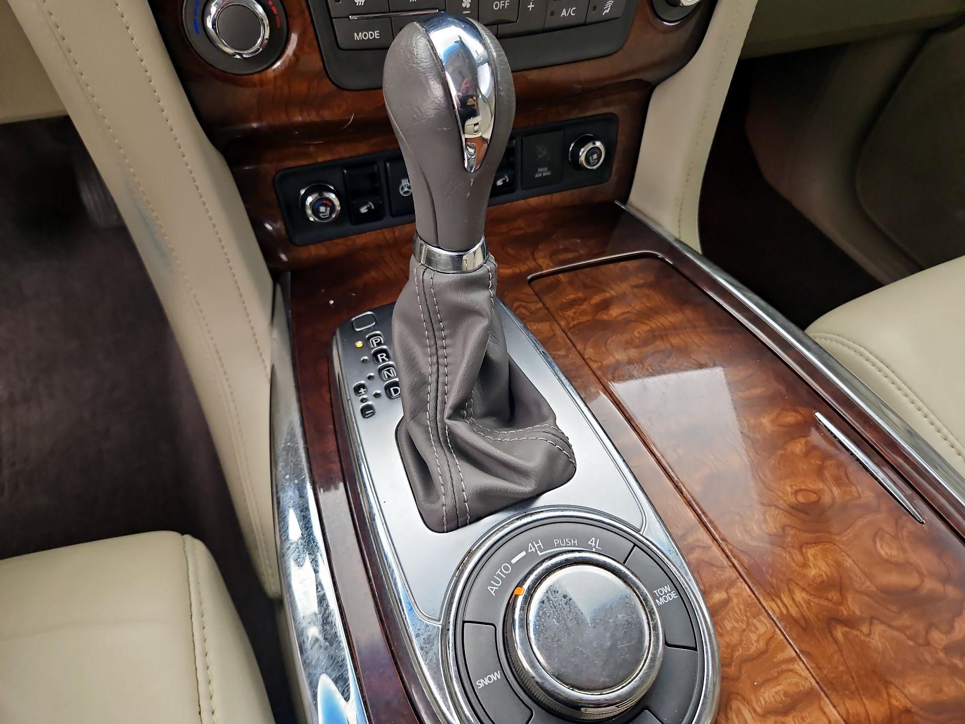 Thumbnail: 2017 INFINITI QX80 - 18