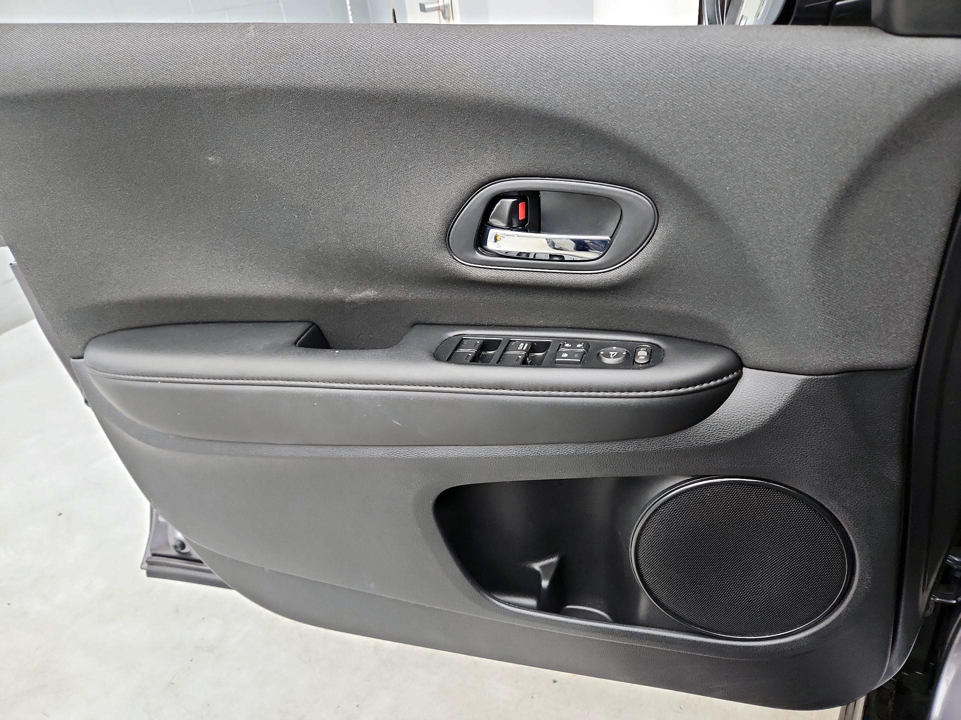 Thumbnail: 2021 Honda HR-V - 12