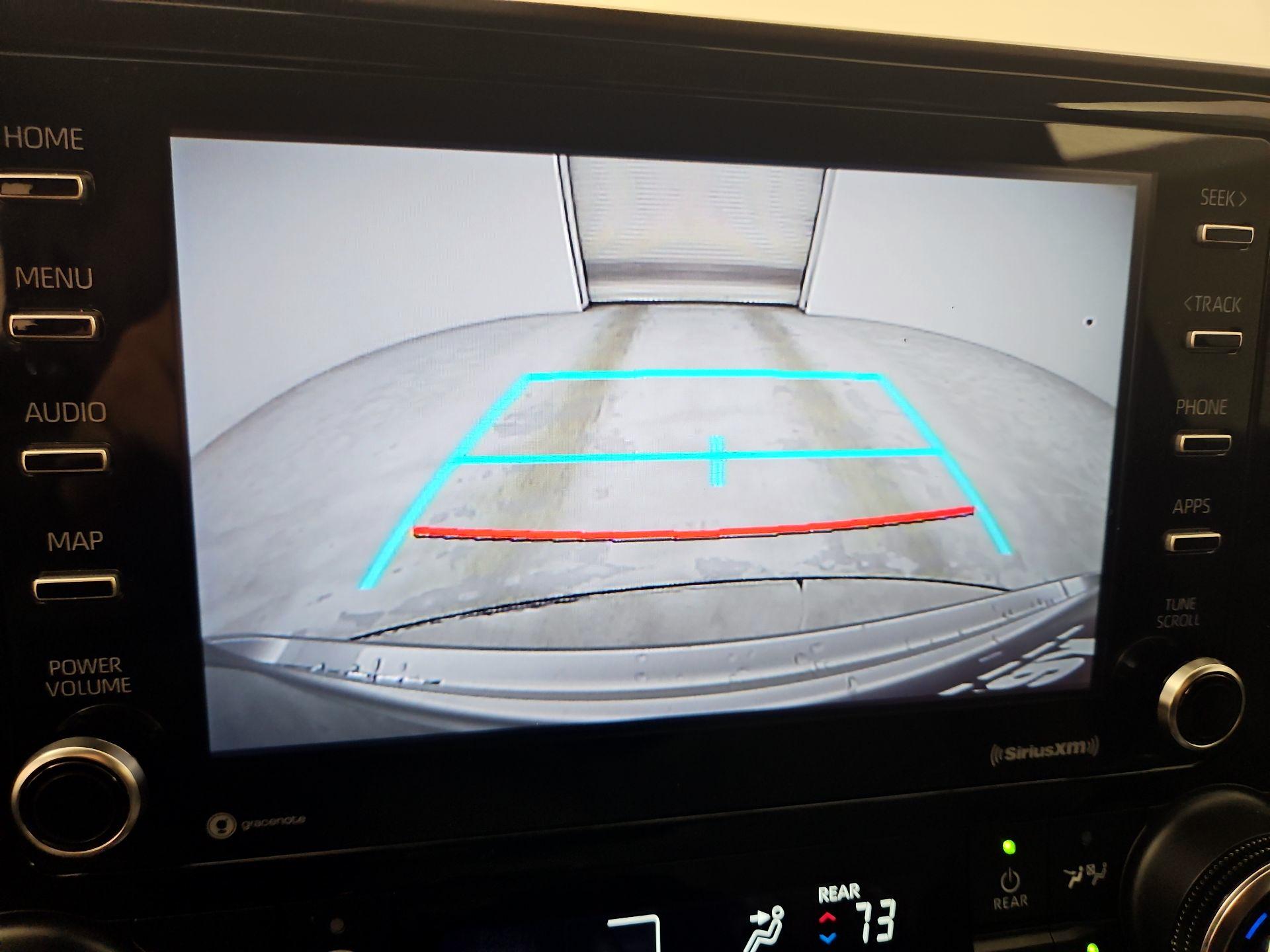 Thumbnail: 2022 Toyota Highlander - 14