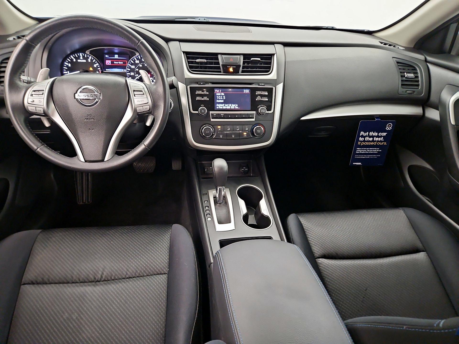 Thumbnail: 2017 Nissan Altima - 9