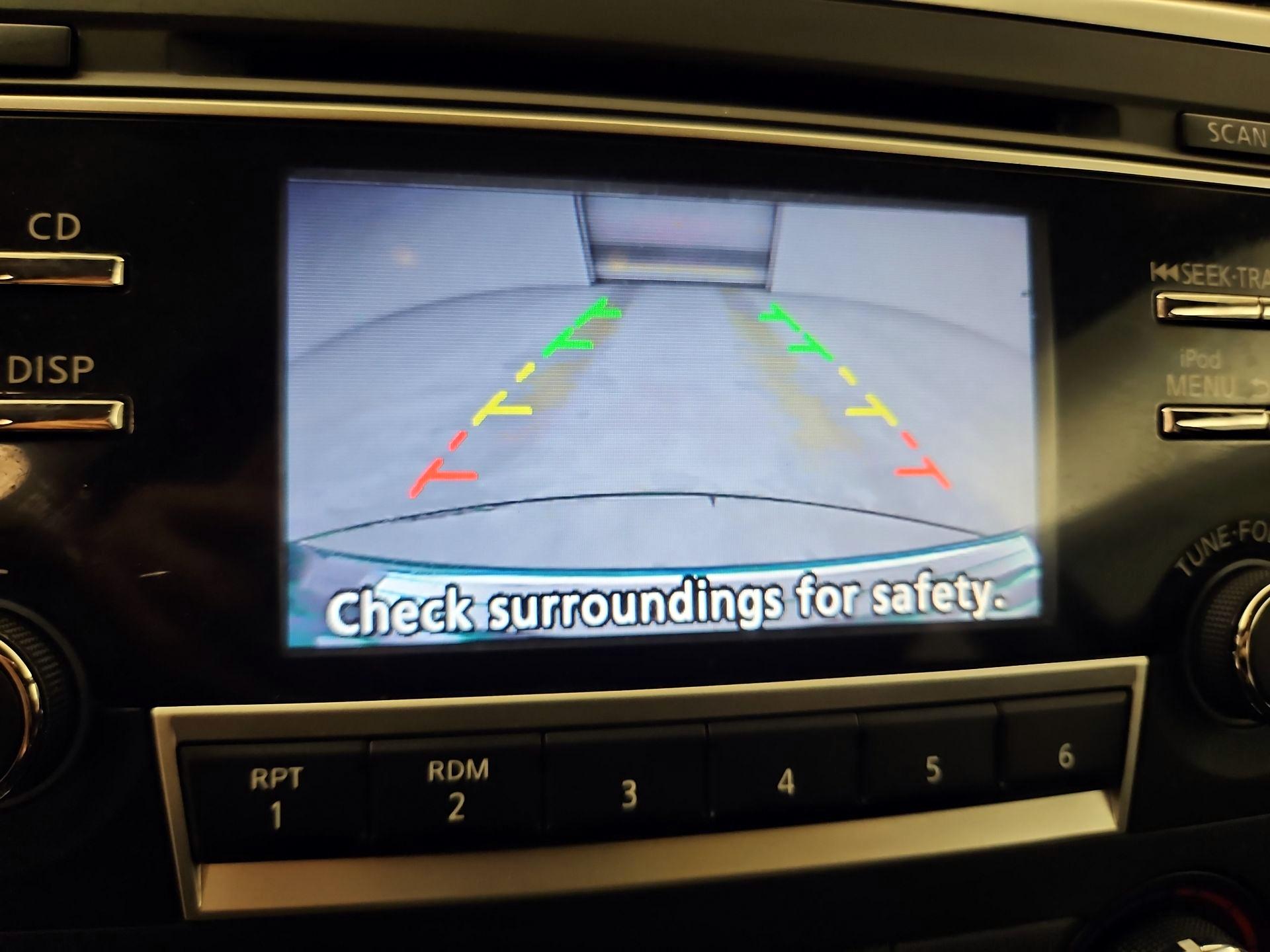 Thumbnail: 2017 Nissan Altima - 14