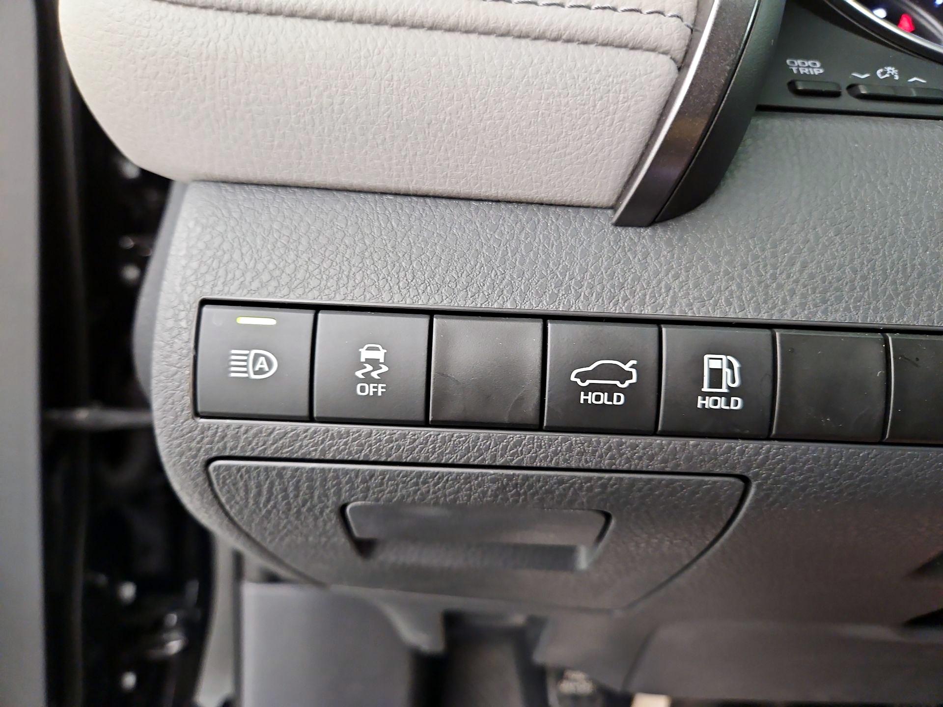 Thumbnail: 2024 Toyota Camry - 13