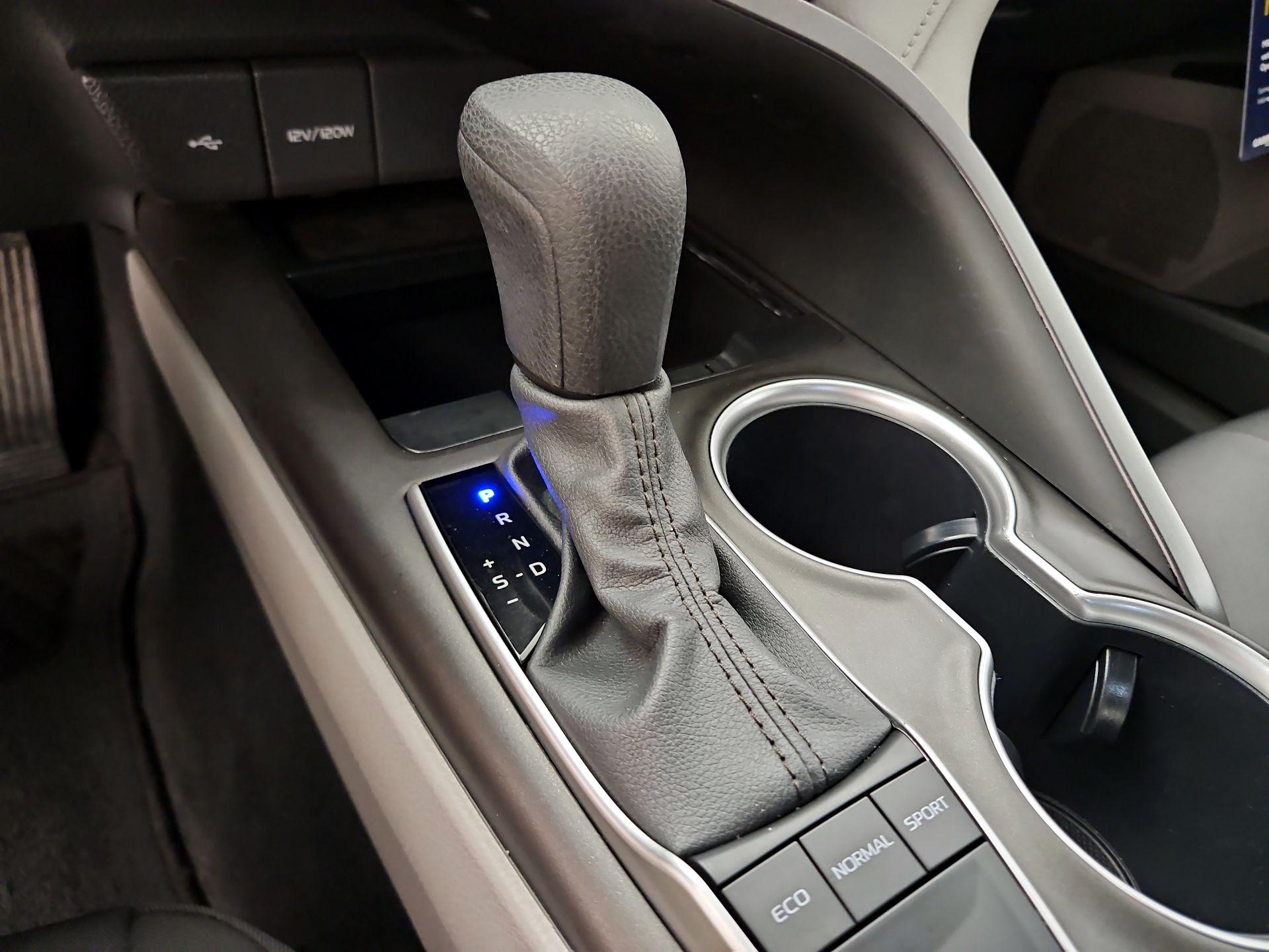 Thumbnail: 2024 Toyota Camry - 17