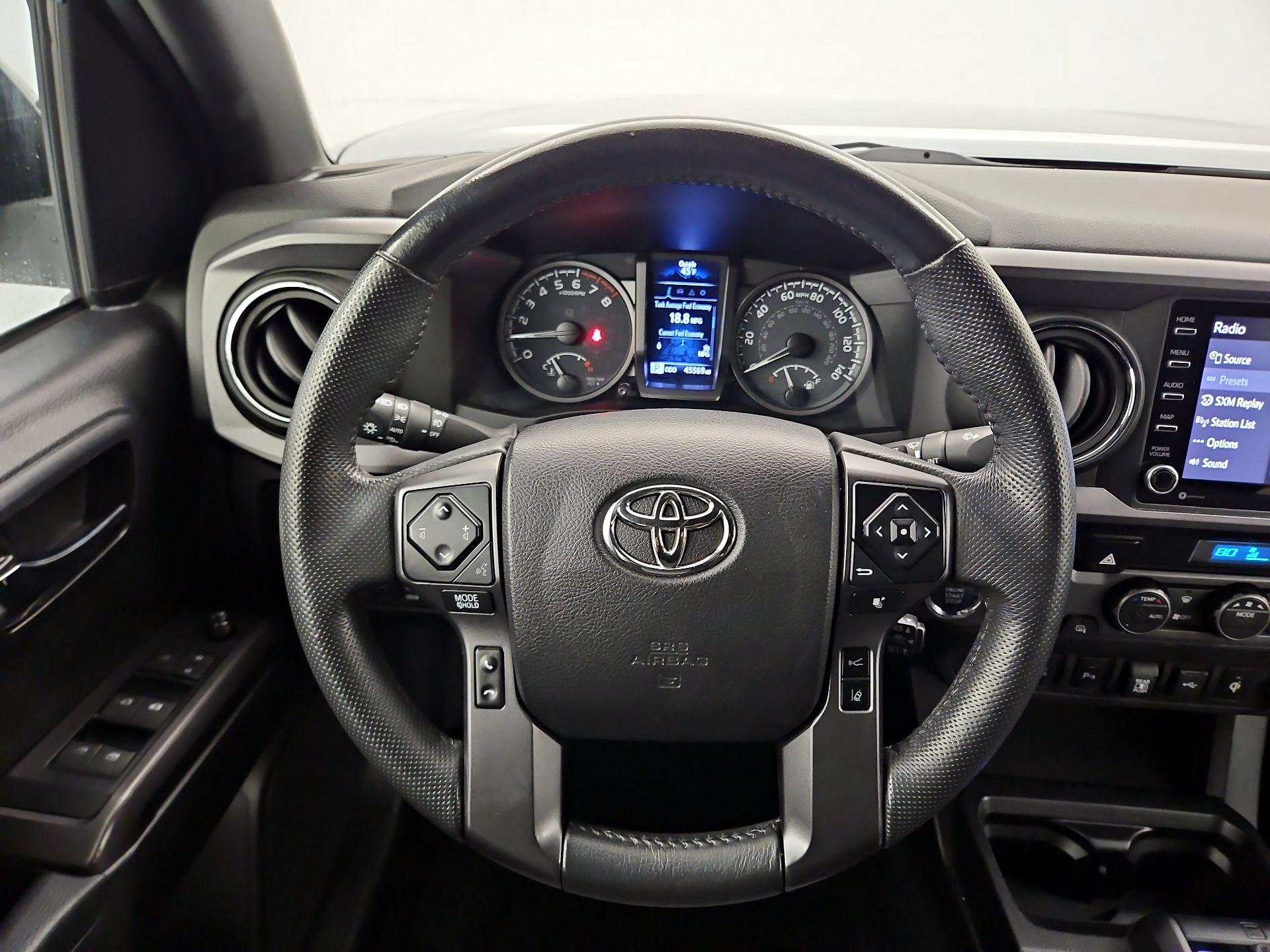 Thumbnail: 2021 Toyota Tacoma - 10