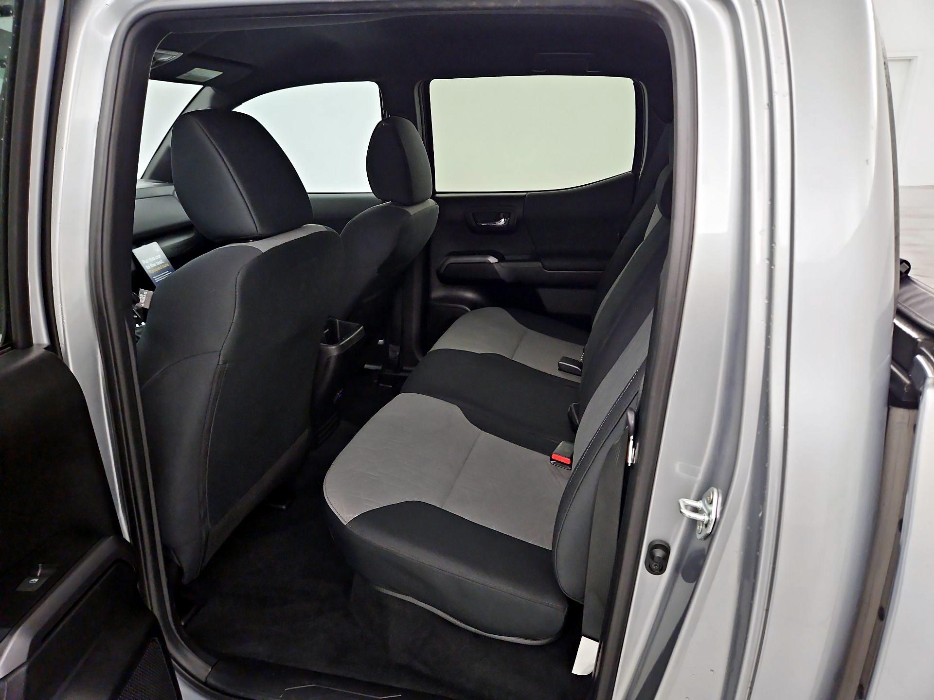 Thumbnail: 2021 Toyota Tacoma - 19