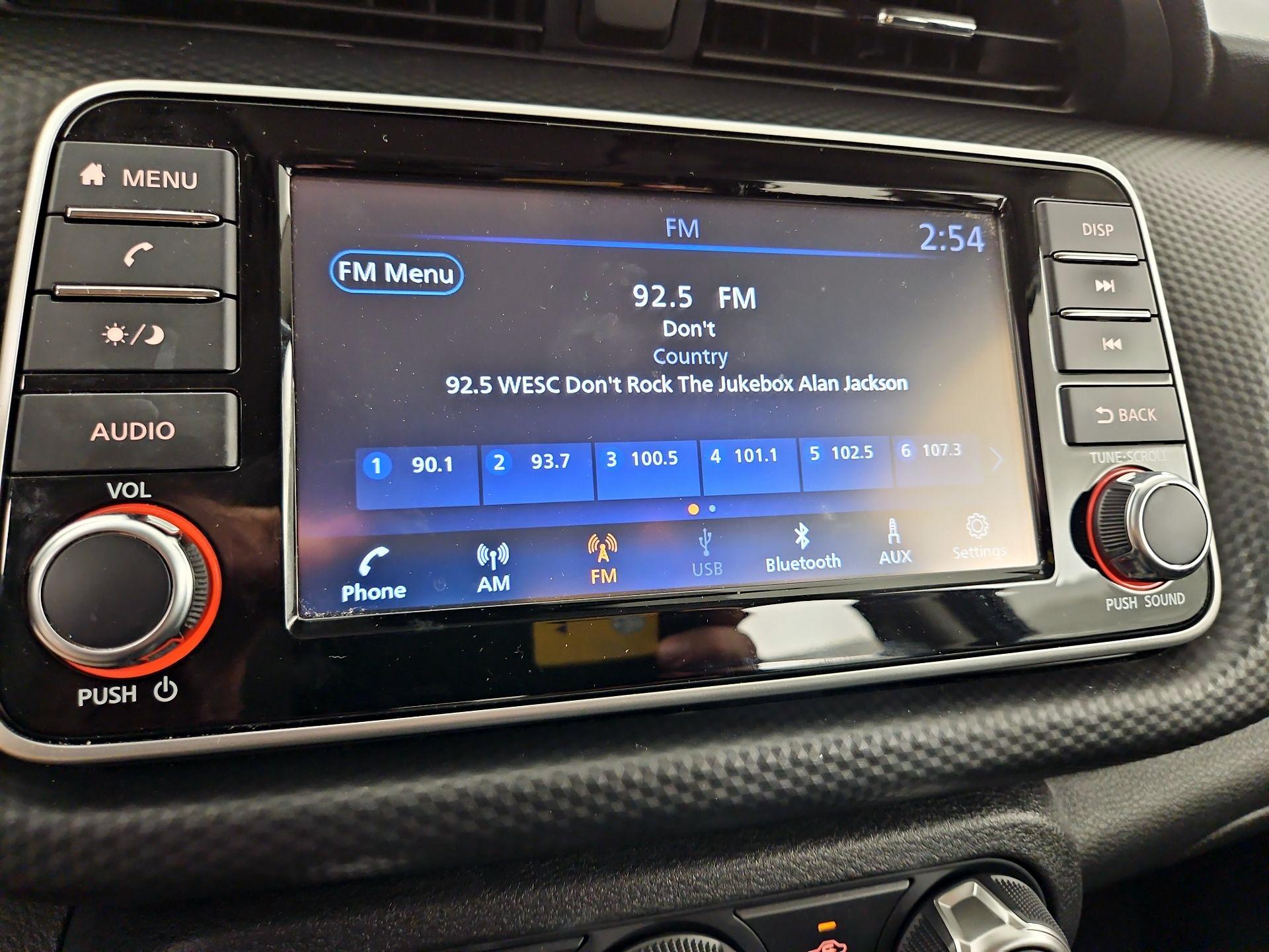 Thumbnail: 2024 Nissan Kicks - 15