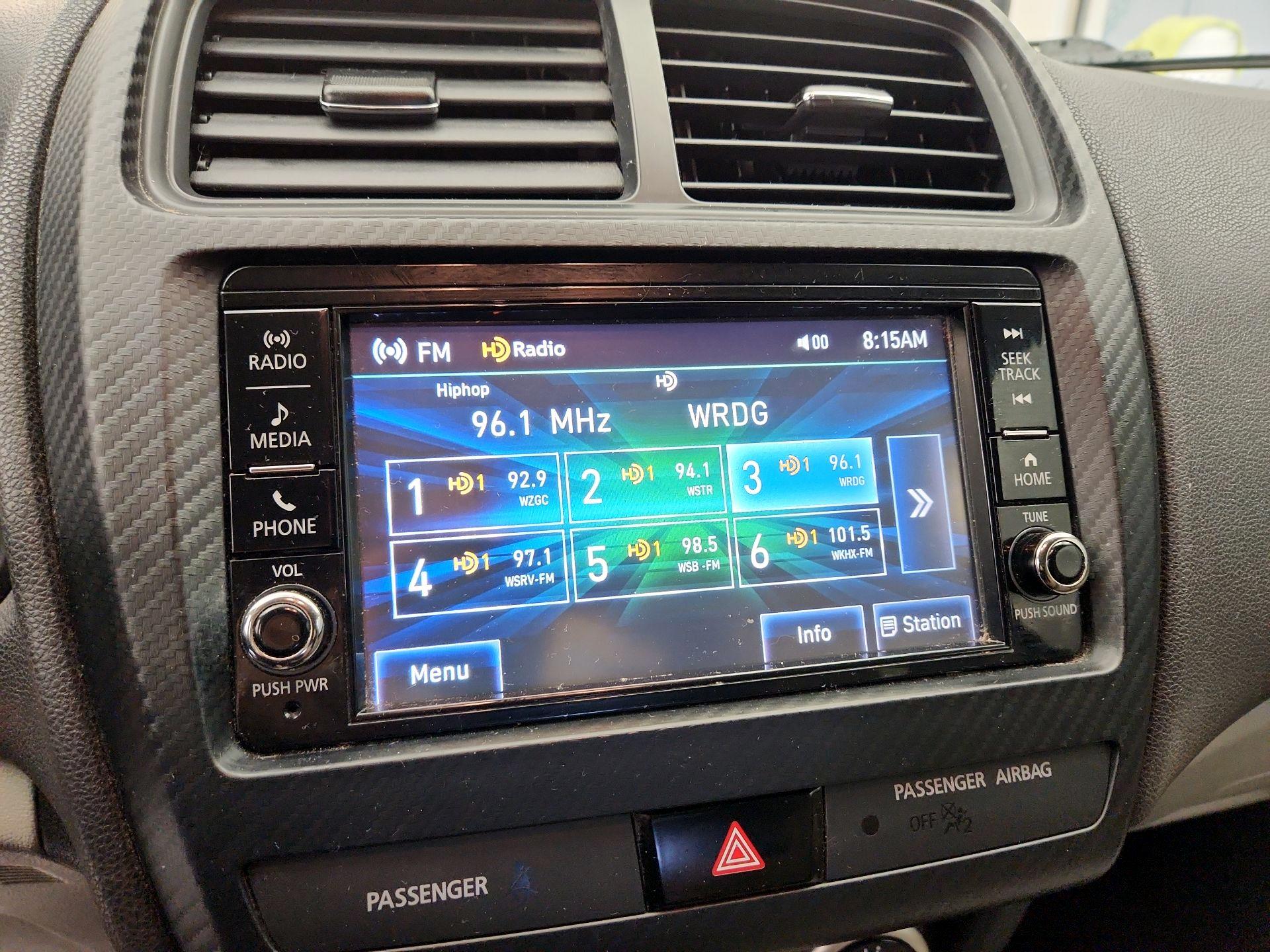 Thumbnail: 2020 Mitsubishi Outlander Sport - 14