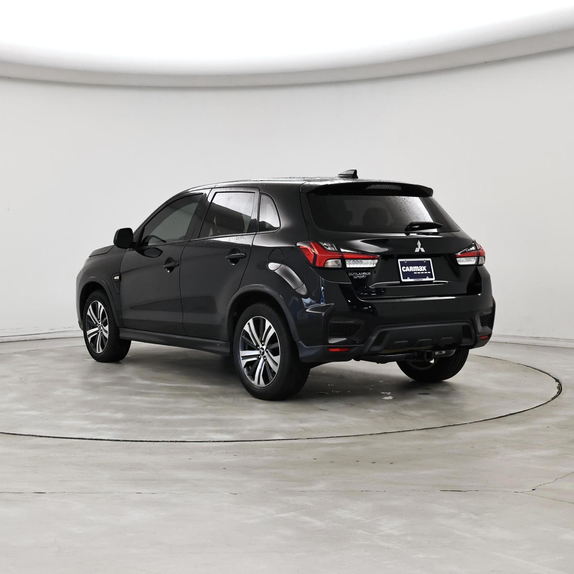 Thumbnail: 2020 Mitsubishi Outlander Sport - 2