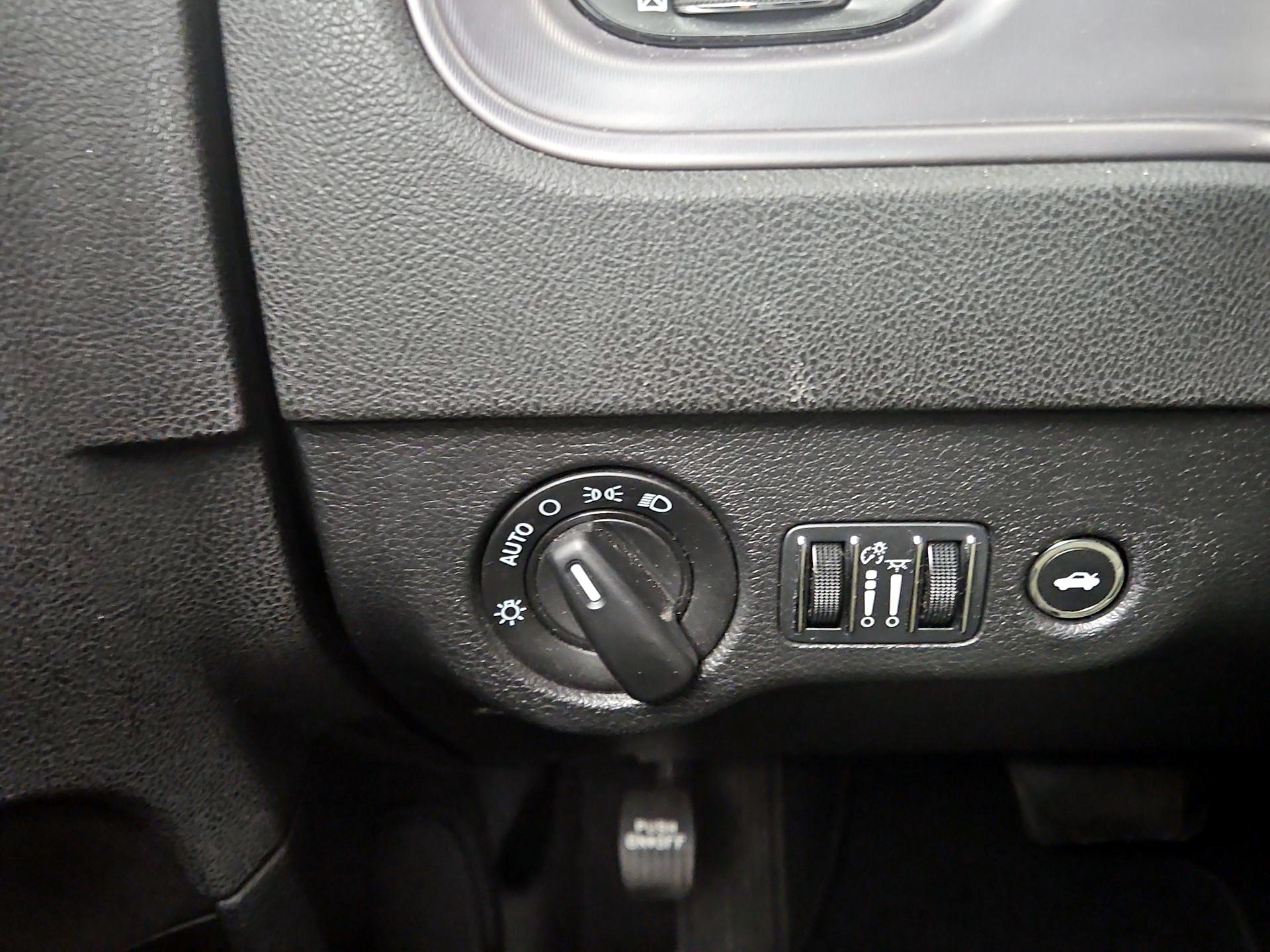 Thumbnail: 2023 Dodge Charger - 13