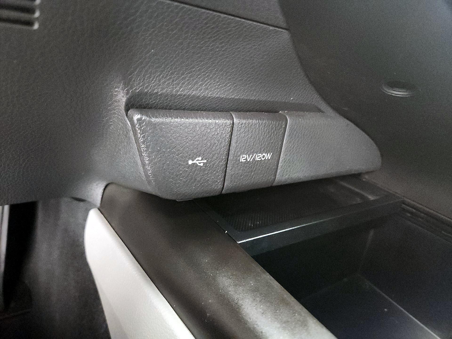 Thumbnail: 2022 Toyota Camry - 18