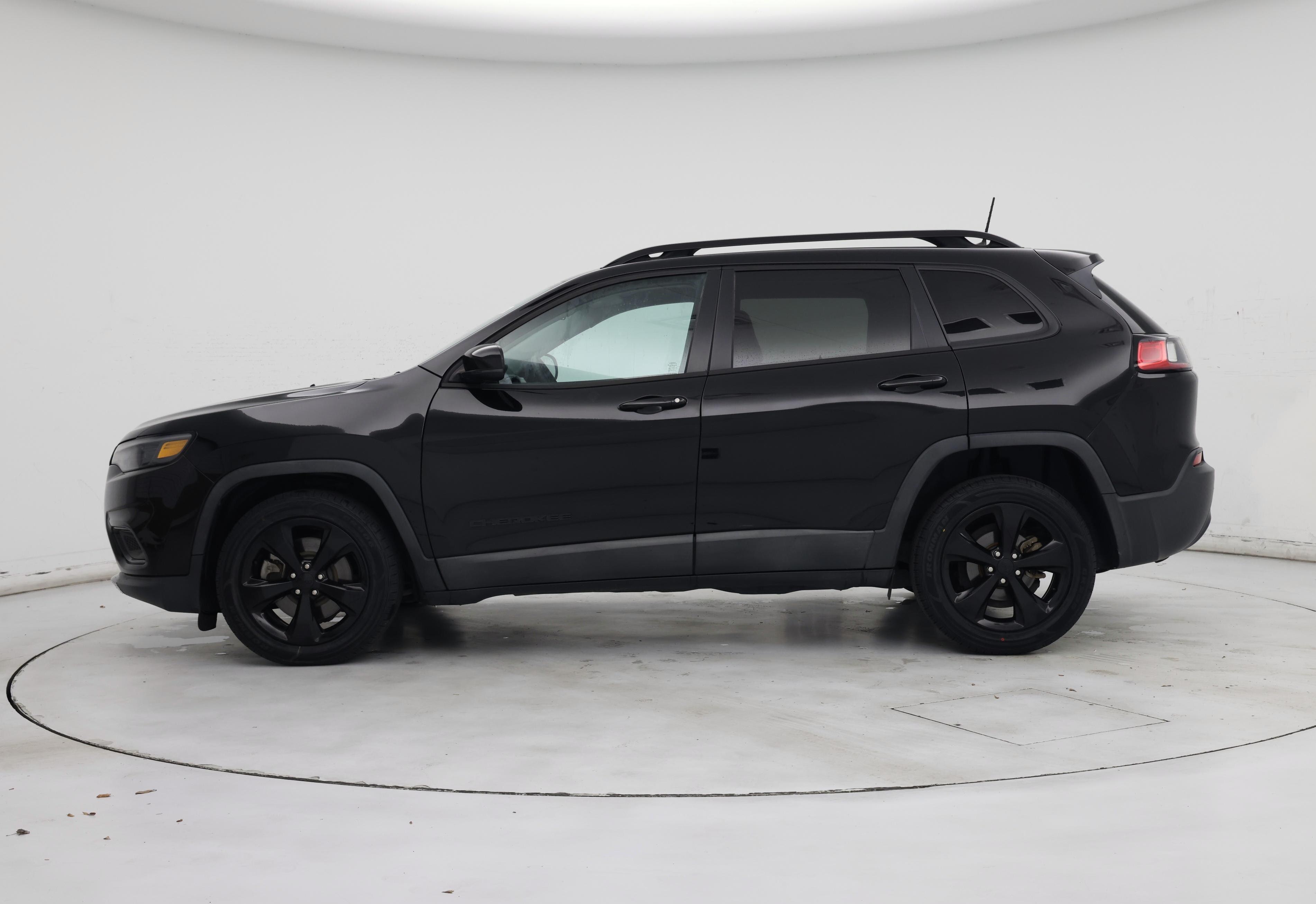 Thumbnail: 2020 Jeep Cherokee - 3