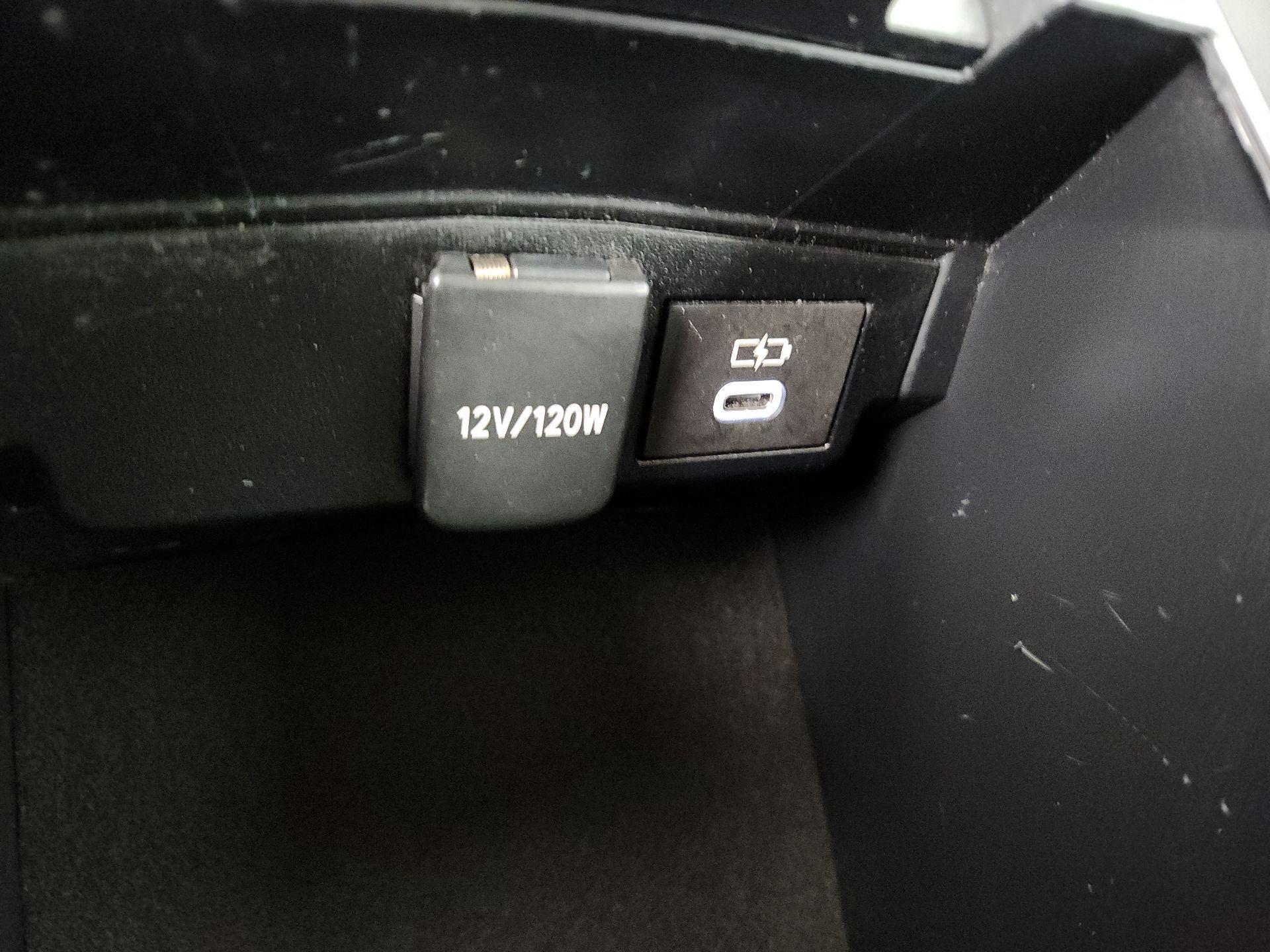 Thumbnail: 2023 Toyota Corolla - 18