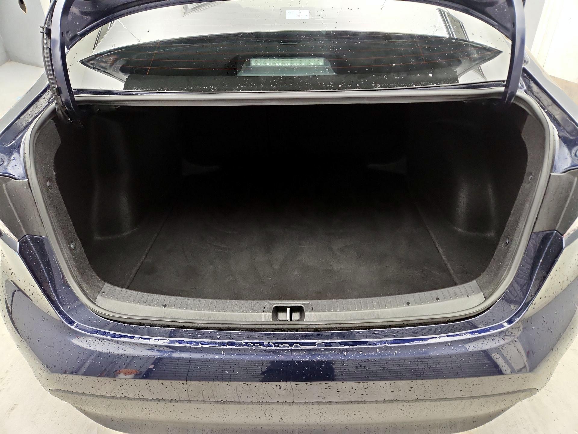 Thumbnail: 2023 Toyota Corolla - 20