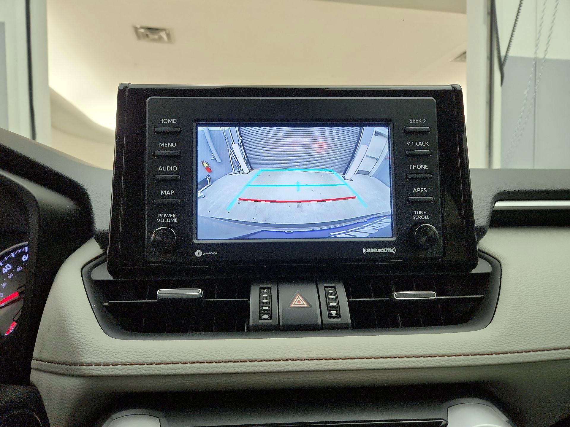 Thumbnail: 2020 Toyota RAV4 - 14