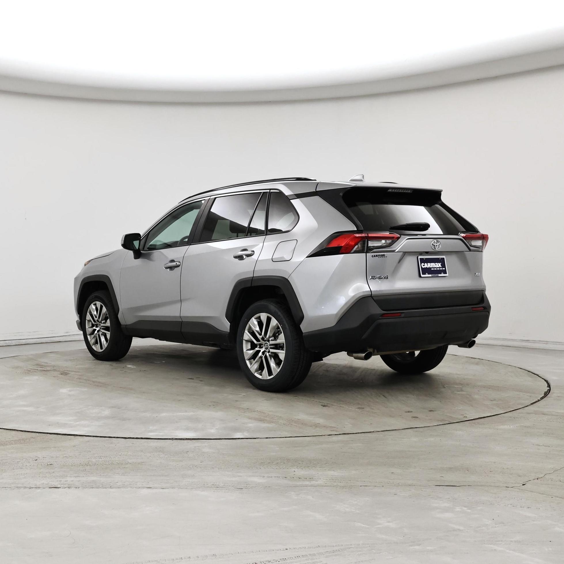 Thumbnail: 2020 Toyota RAV4 - 2