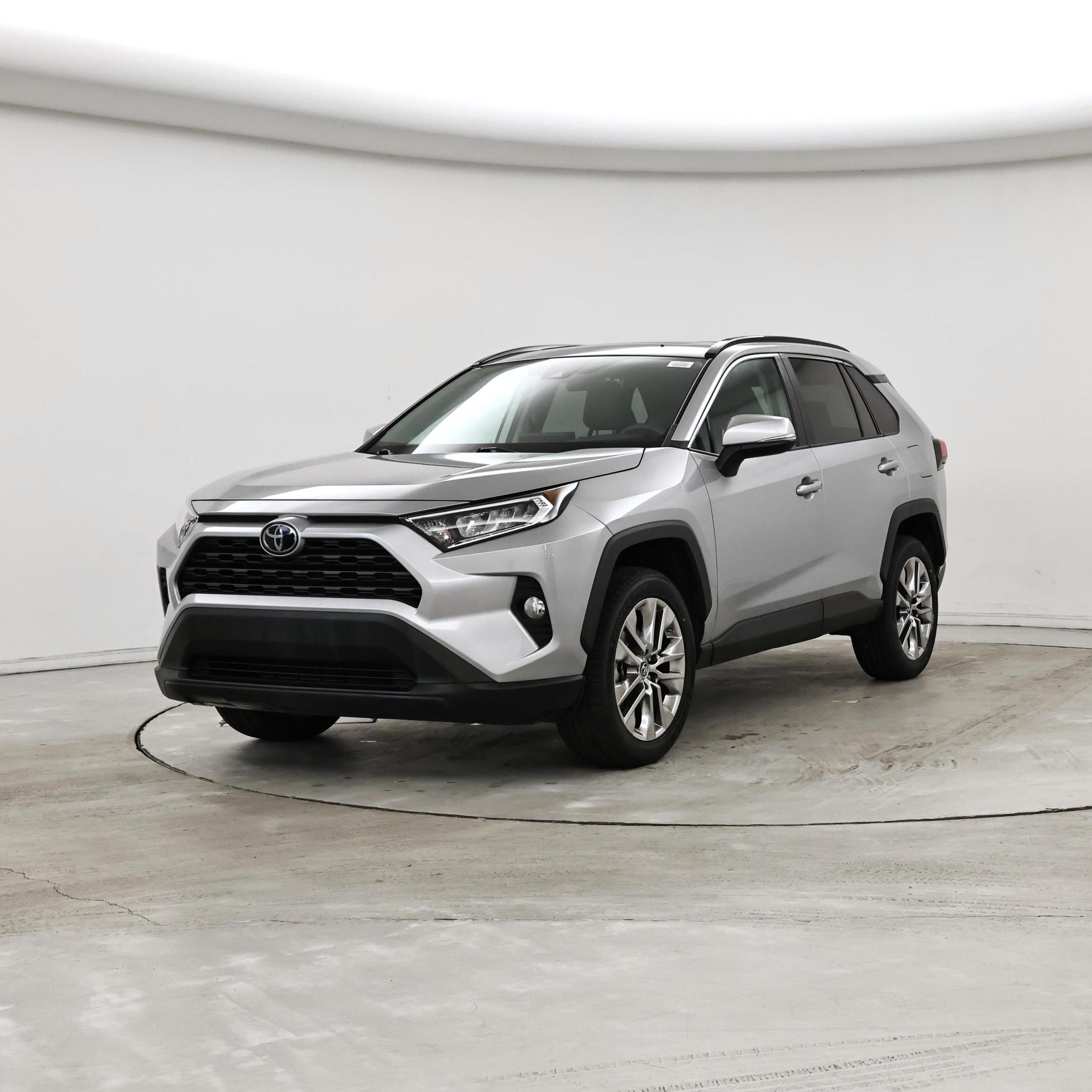 Thumbnail: 2020 Toyota RAV4 - 4