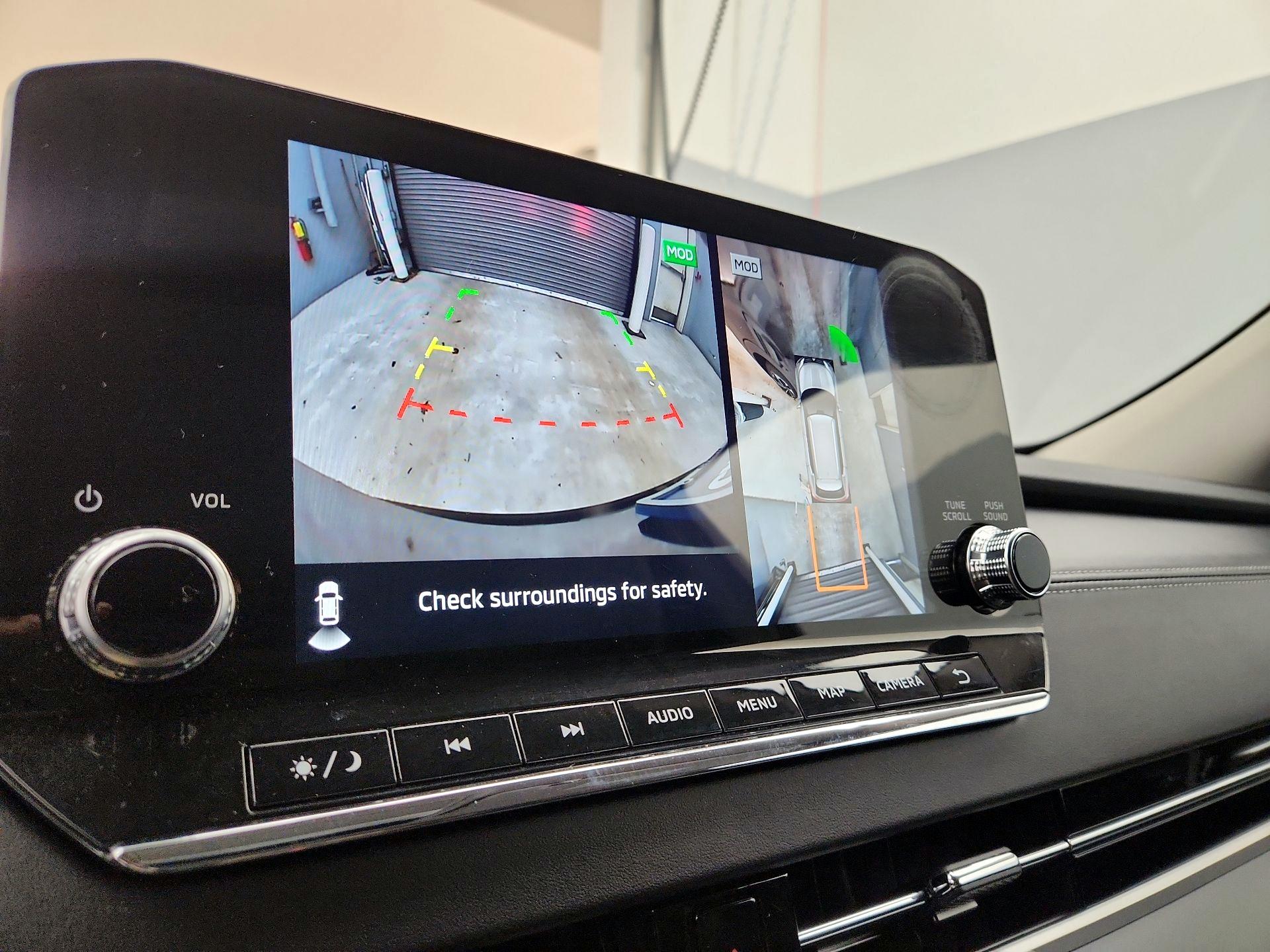 Thumbnail: 2024 Mitsubishi Outlander - 15