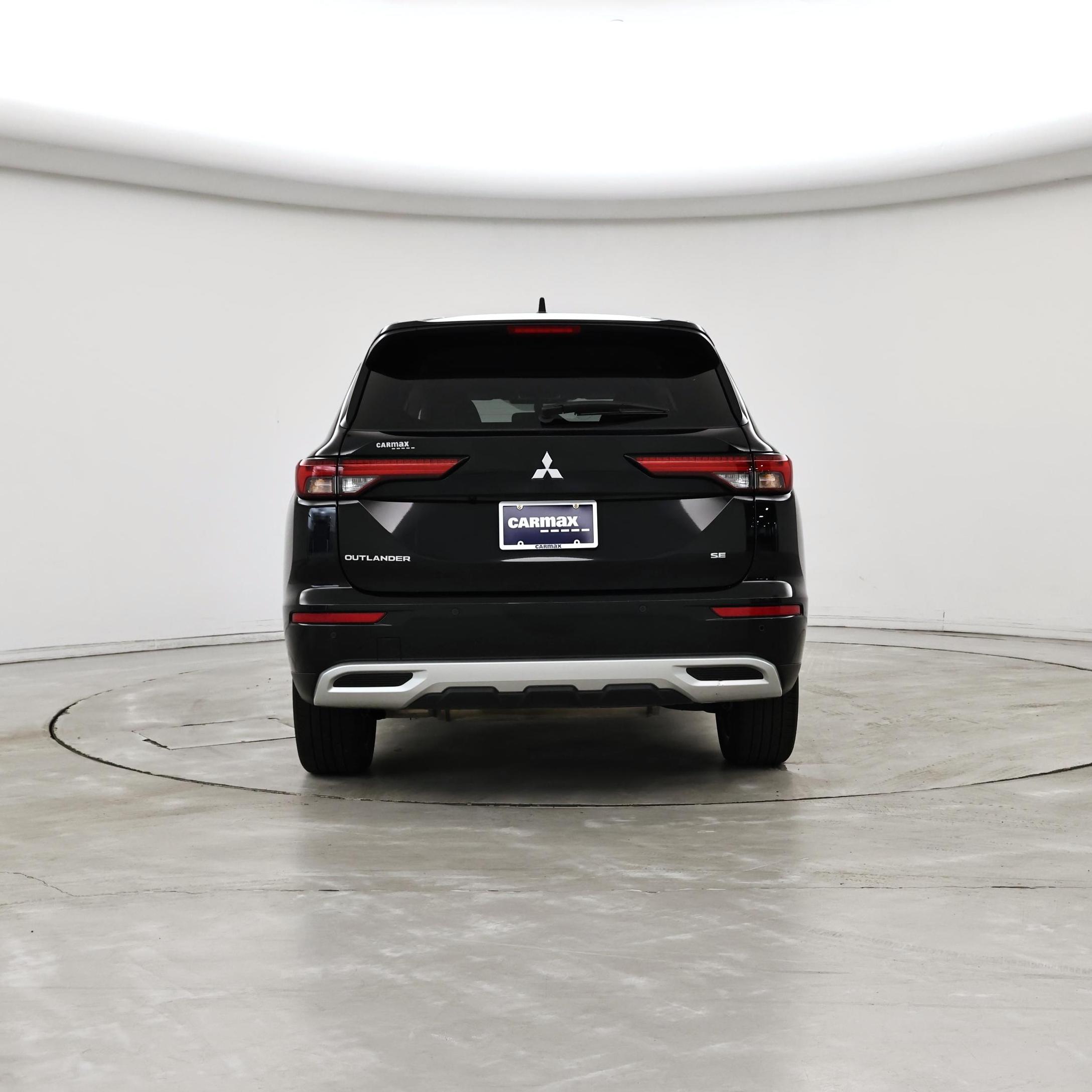 Thumbnail: 2024 Mitsubishi Outlander - 6