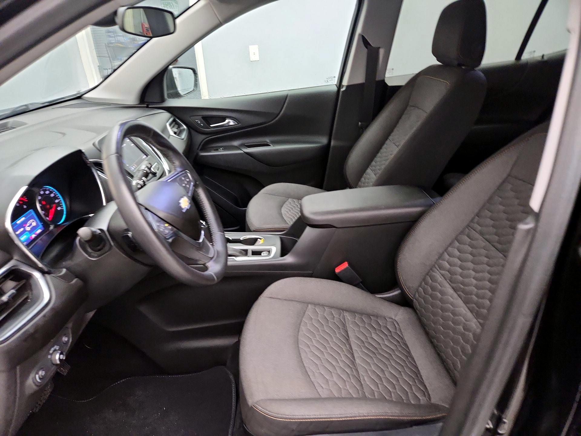 Thumbnail: 2020 Chevrolet Equinox - 11