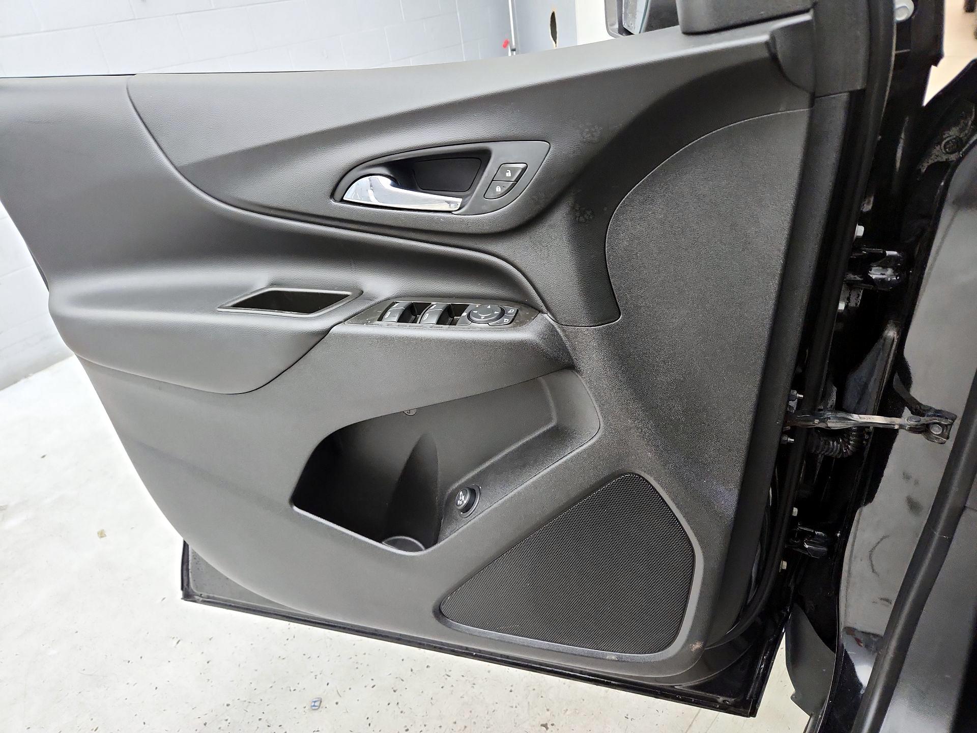 Thumbnail: 2020 Chevrolet Equinox - 12