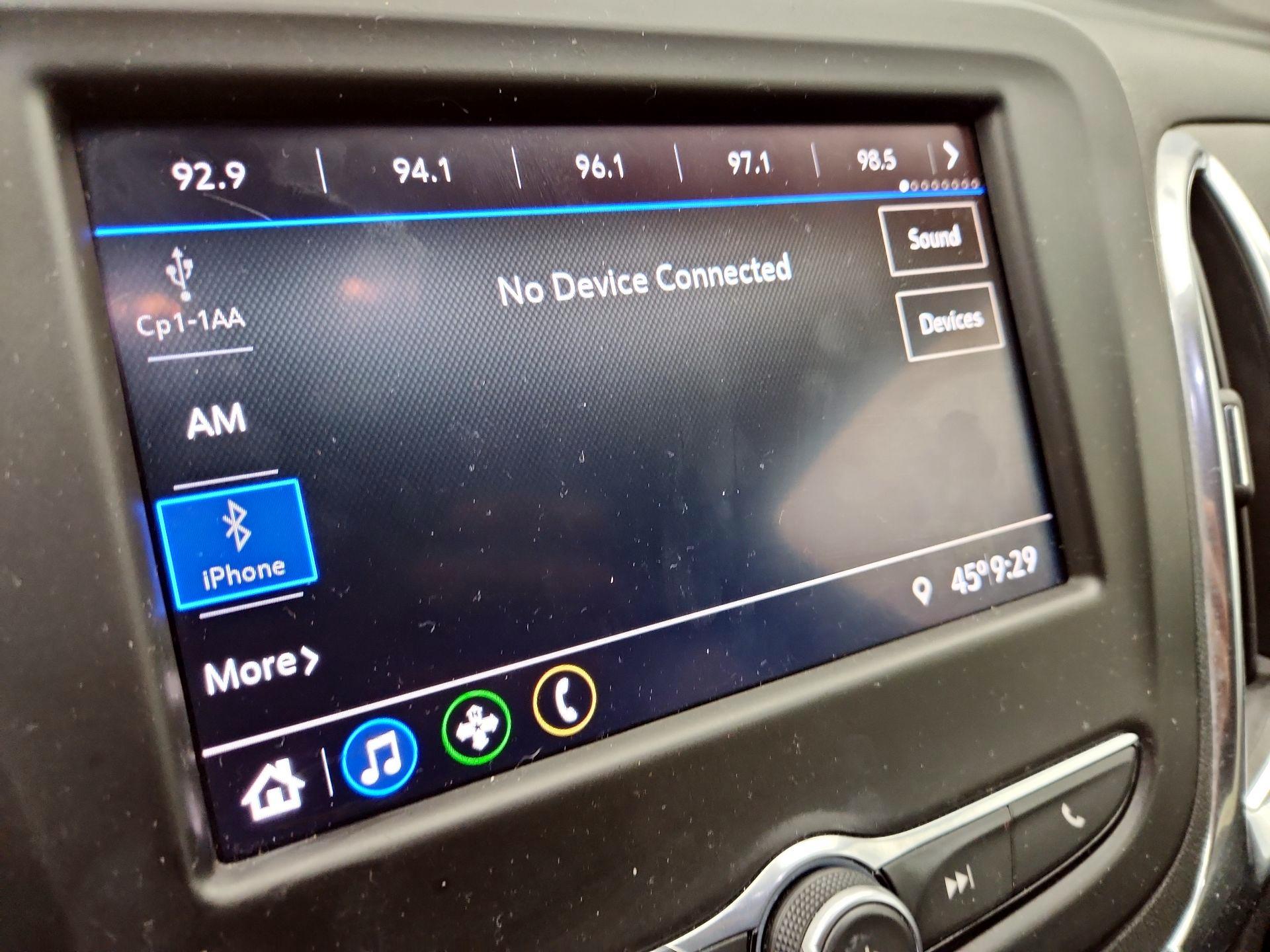 Thumbnail: 2020 Chevrolet Equinox - 15