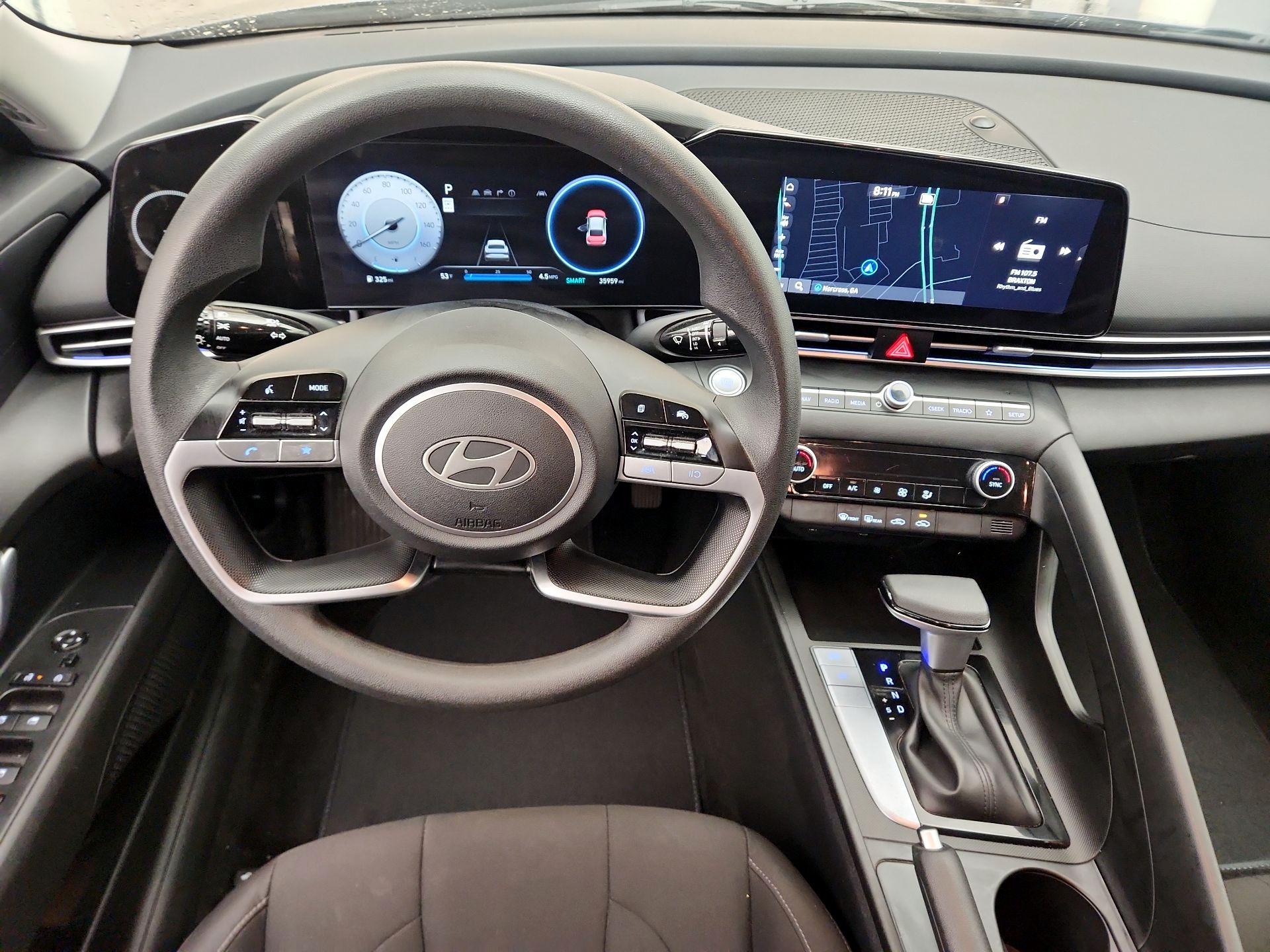 Thumbnail: 2024 Hyundai Elantra - 10