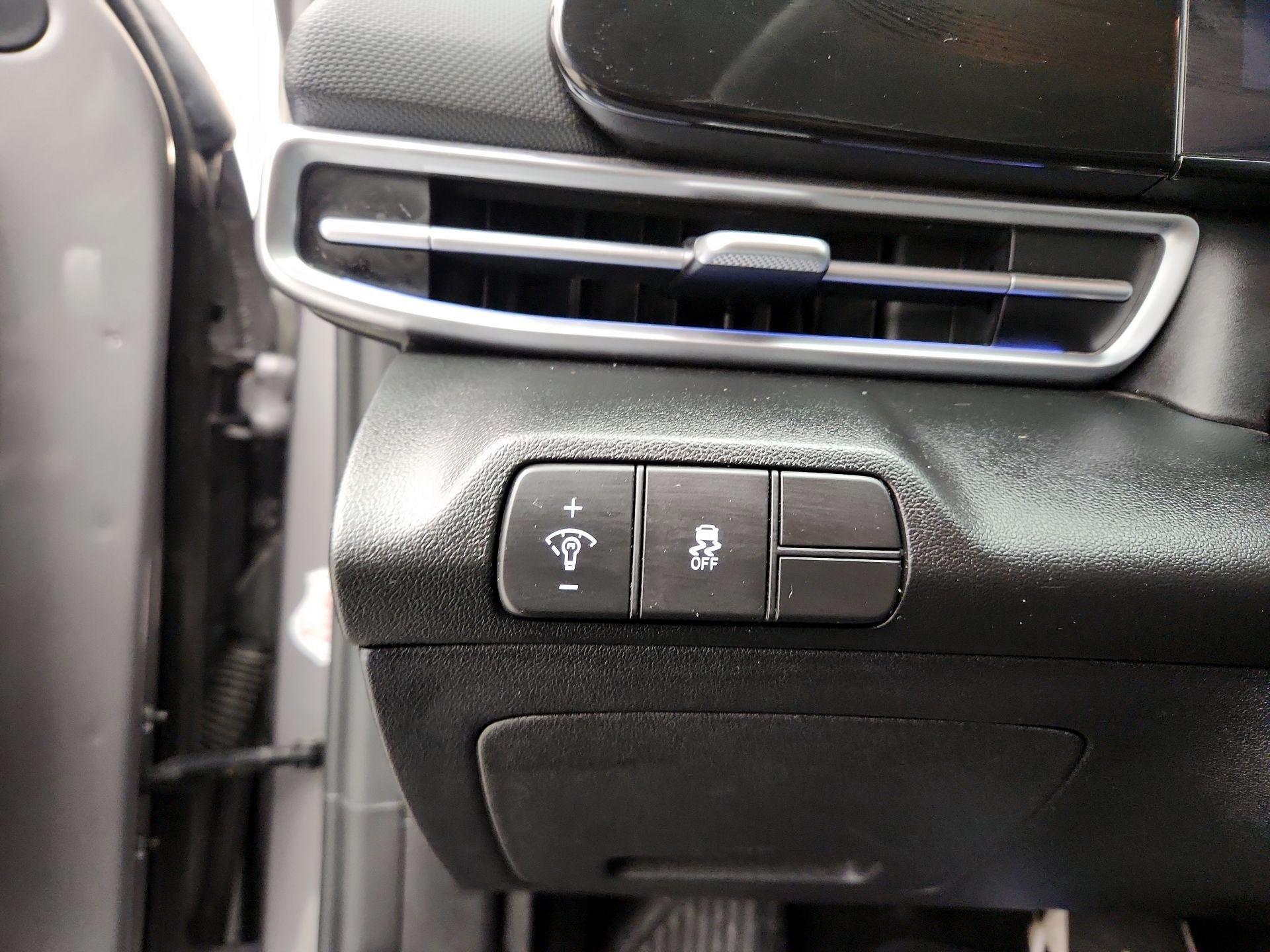 Thumbnail: 2024 Hyundai Elantra - 13