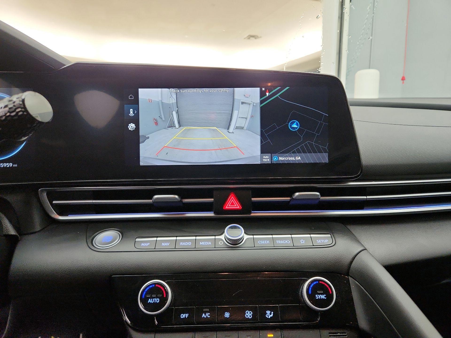 Thumbnail: 2024 Hyundai Elantra - 15