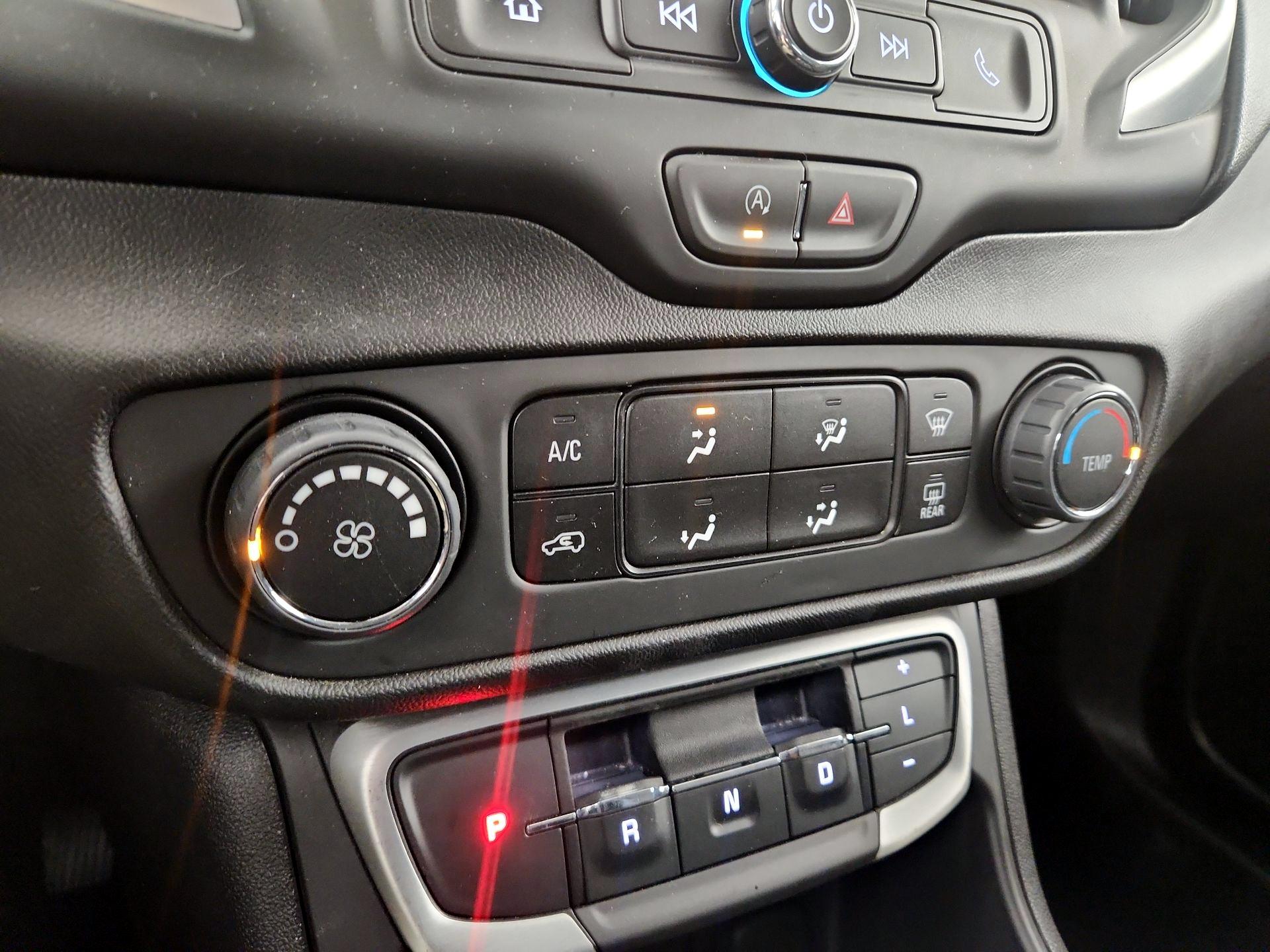 Thumbnail: 2024 GMC Terrain - 16