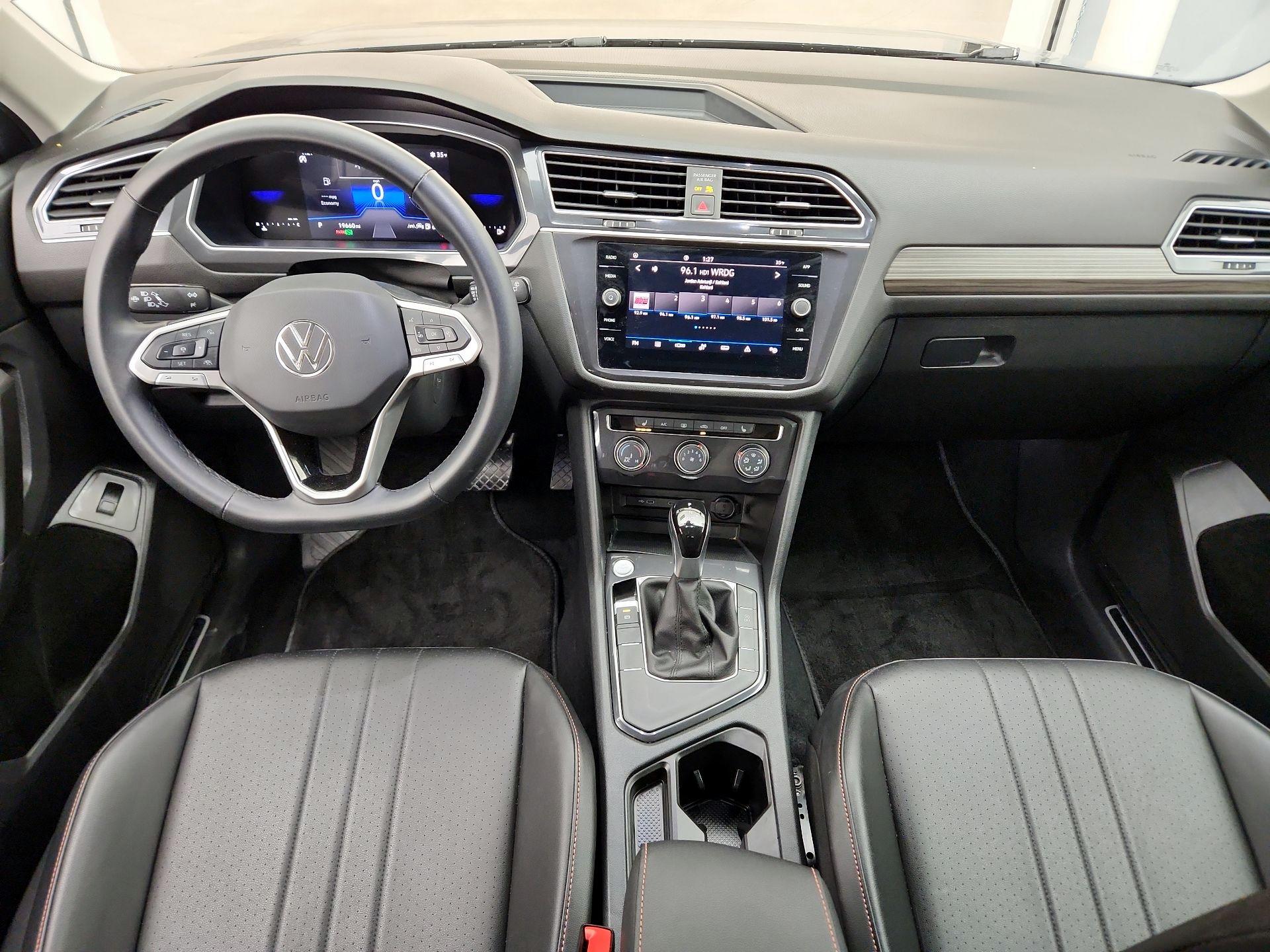 Thumbnail: 2024 Volkswagen Tiguan - 9