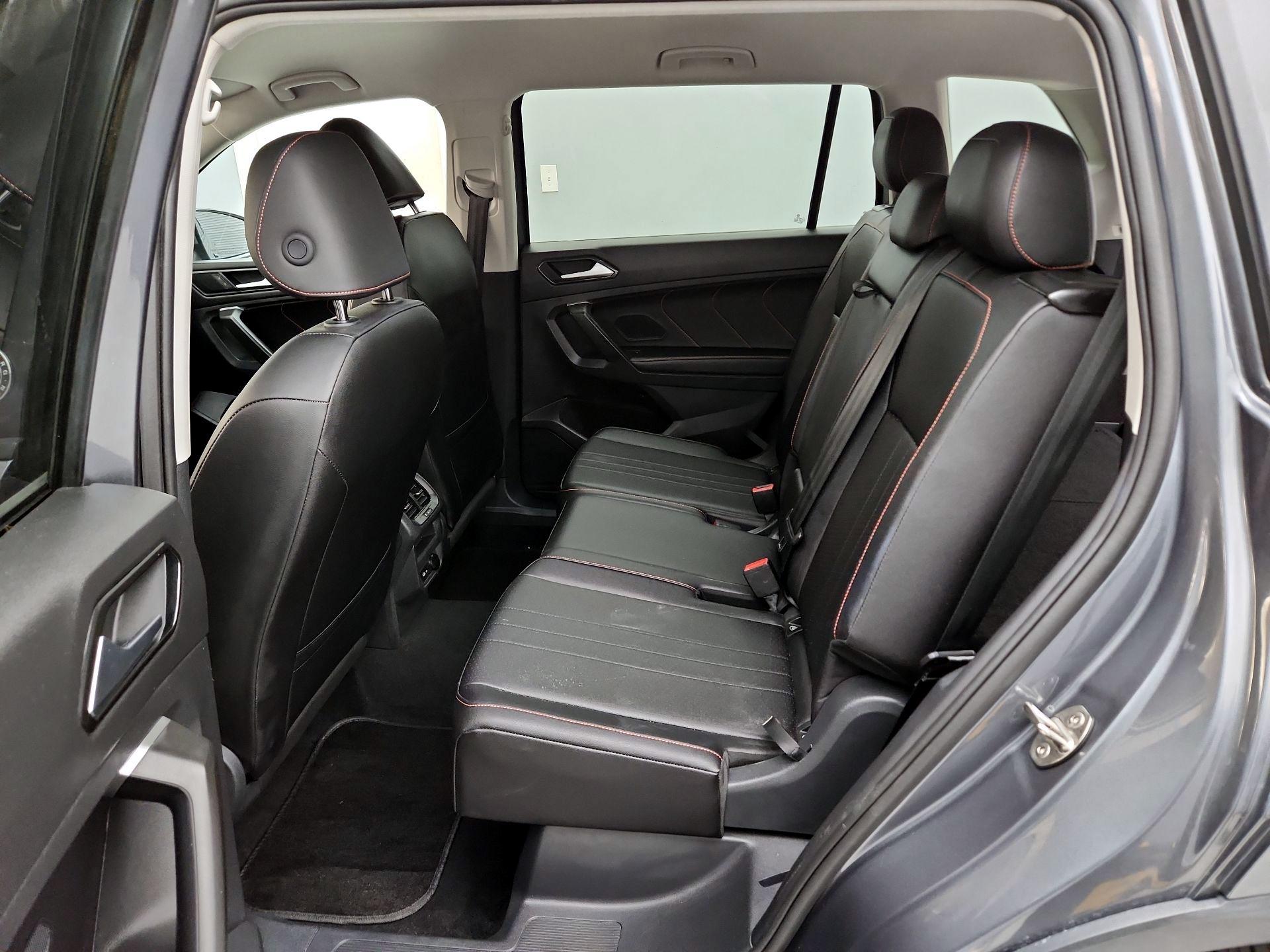 Thumbnail: 2024 Volkswagen Tiguan - 19