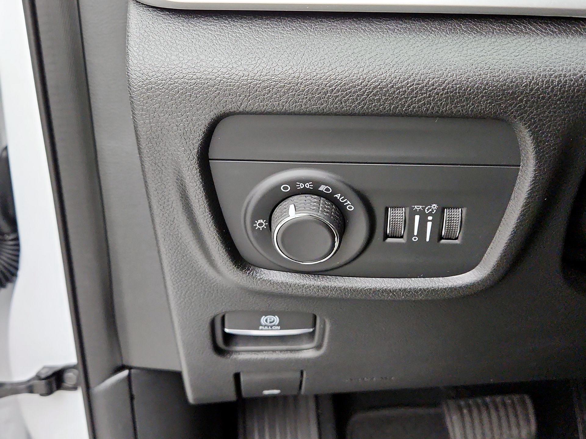 Thumbnail: 2023 Jeep Grand Cherokee - 13