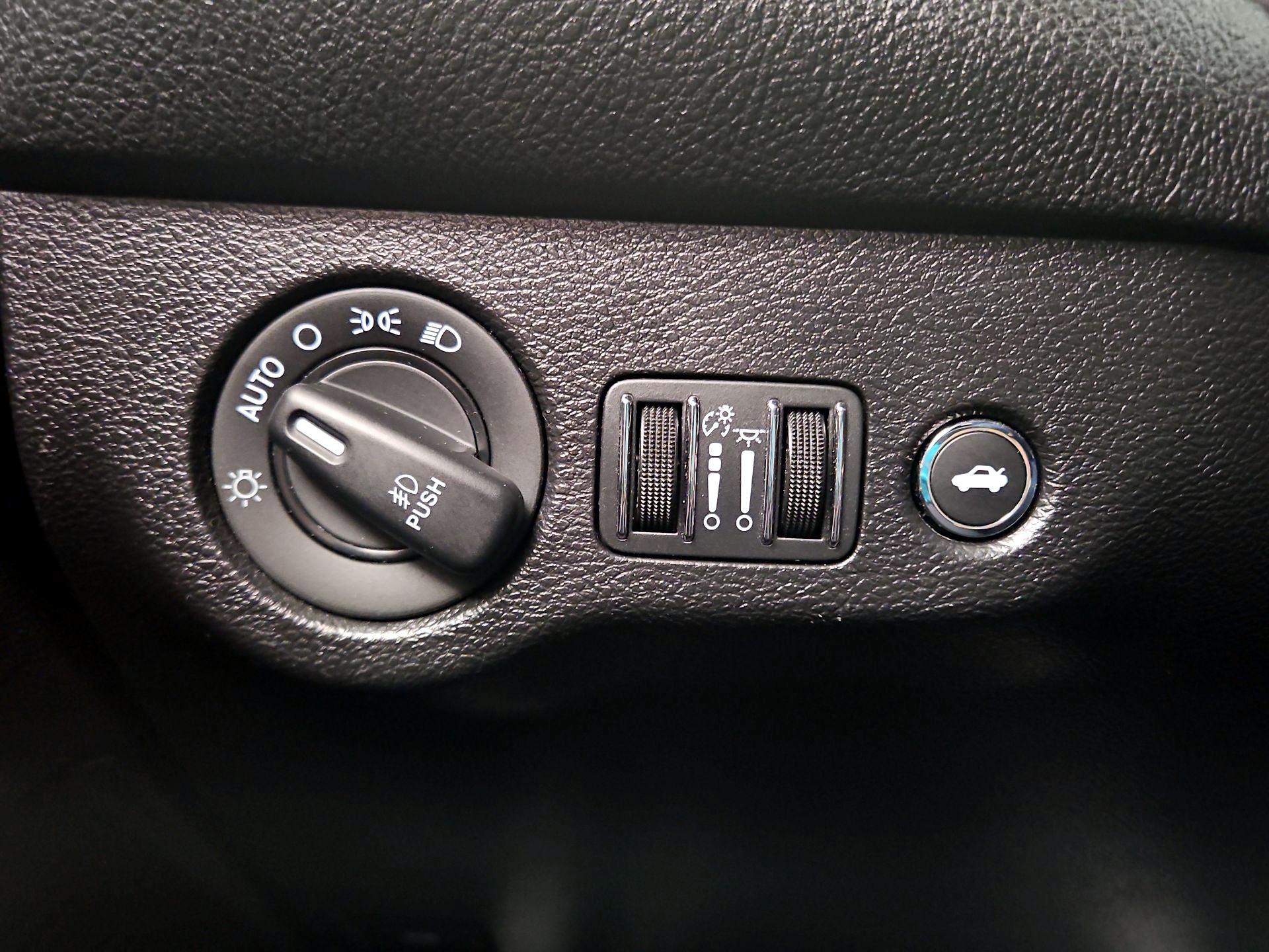 Thumbnail: 2021 Dodge Challenger - 13