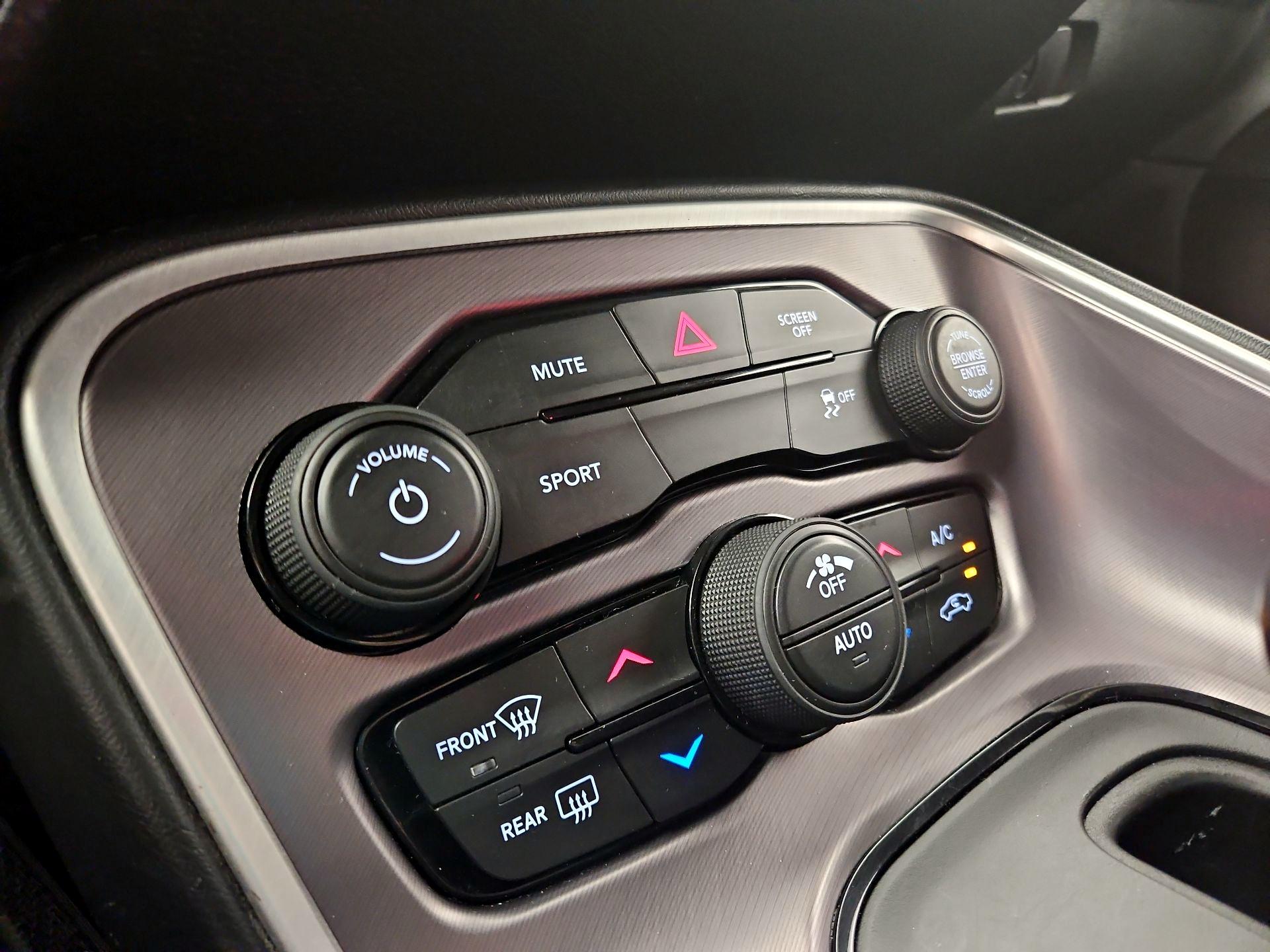 Thumbnail: 2021 Dodge Challenger - 16