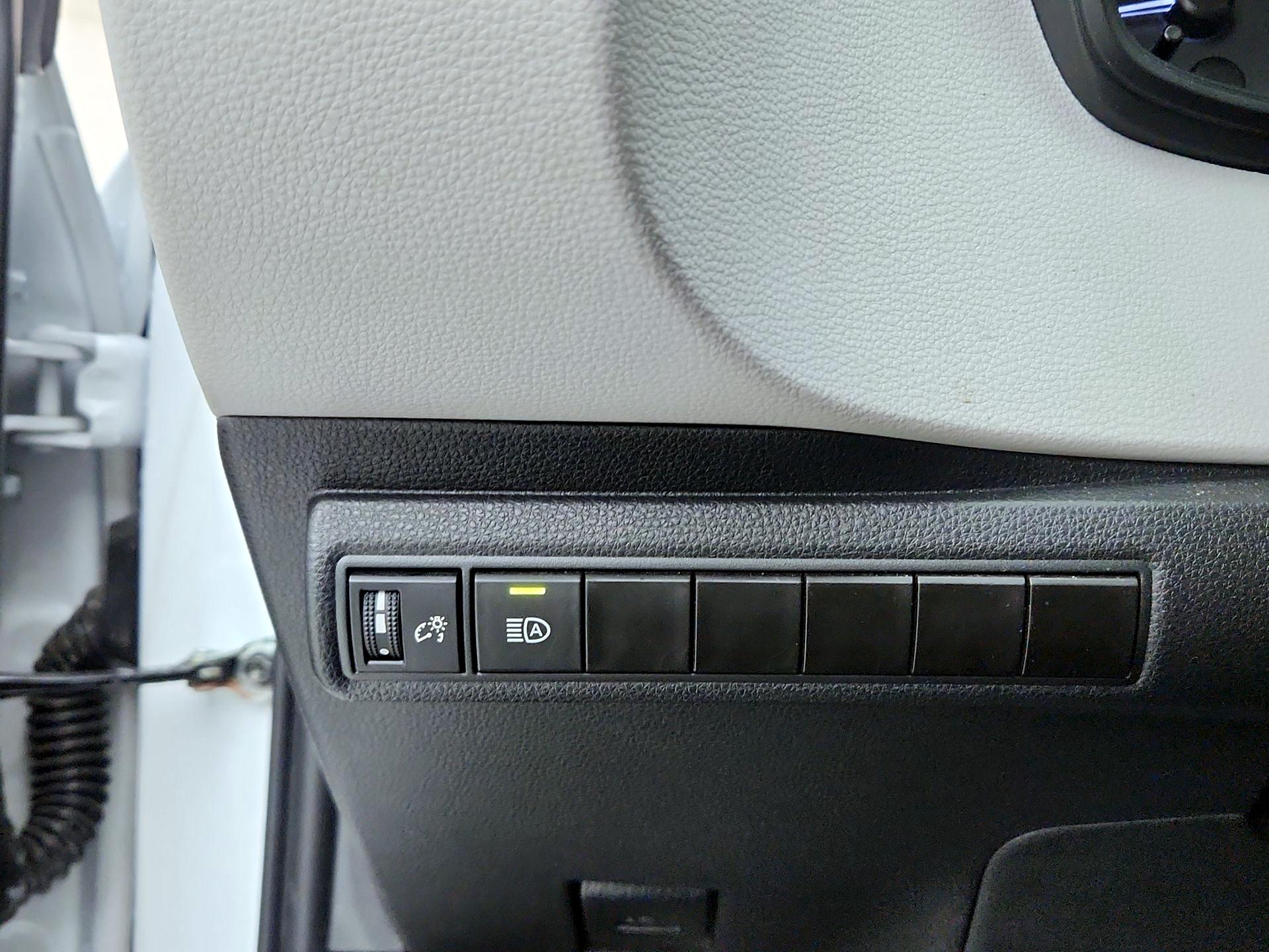 Thumbnail: 2024 Toyota Corolla - 13