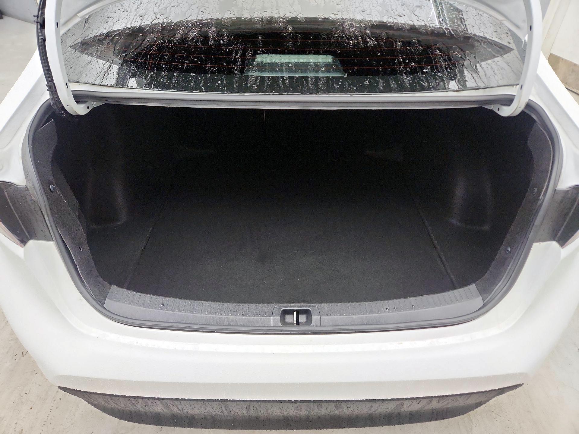 Thumbnail: 2024 Toyota Corolla - 20