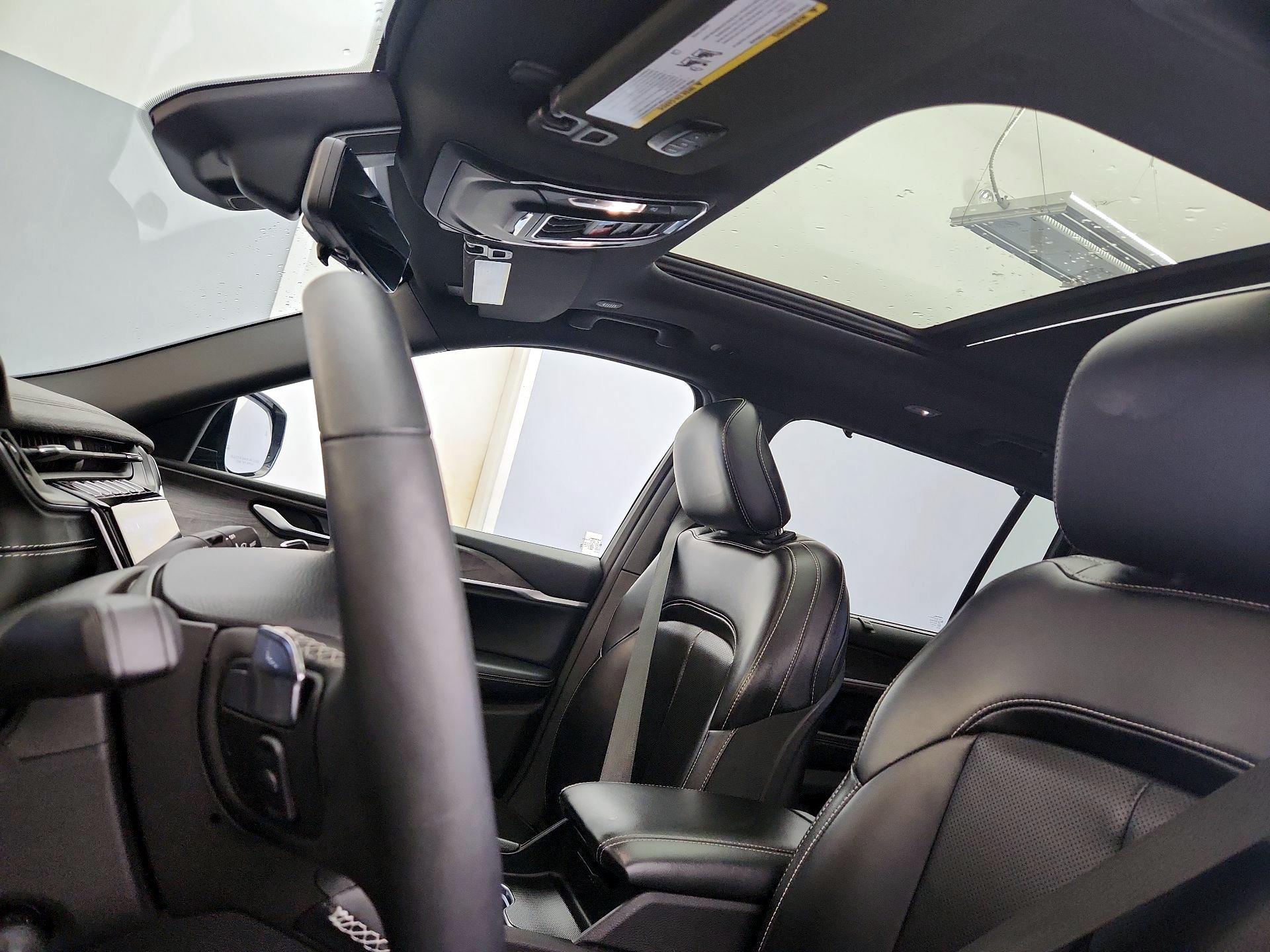 Thumbnail: 2024 Jeep Grand Cherokee L - 20