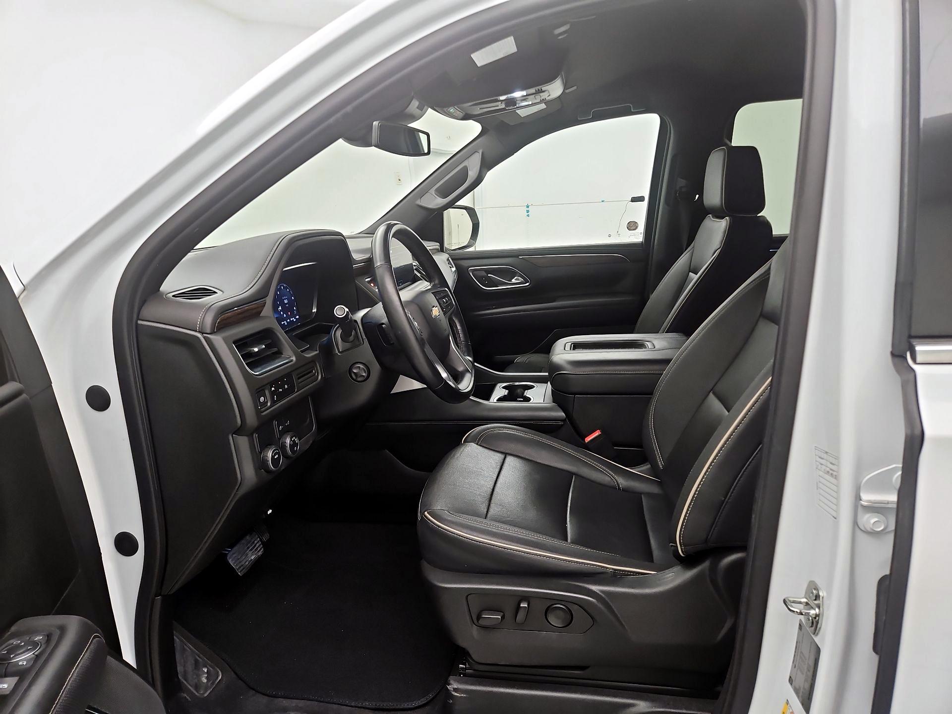 Thumbnail: 2023 Chevrolet Suburban - 11