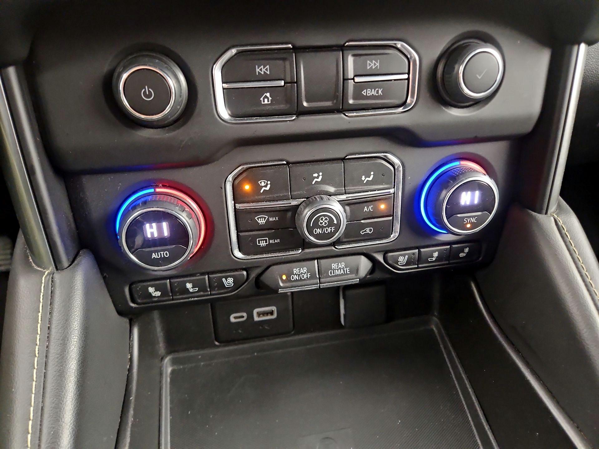 Thumbnail: 2023 Chevrolet Suburban - 16