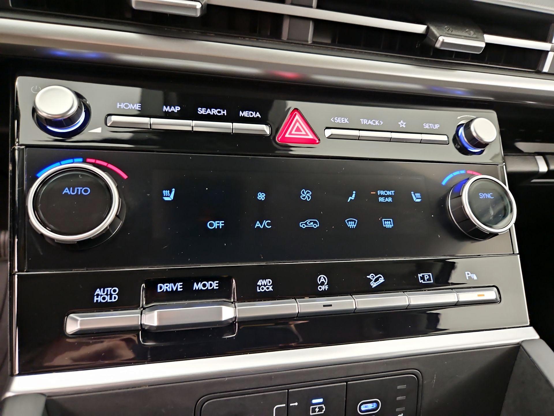 Thumbnail: 2025 Hyundai Santa Fe - 16