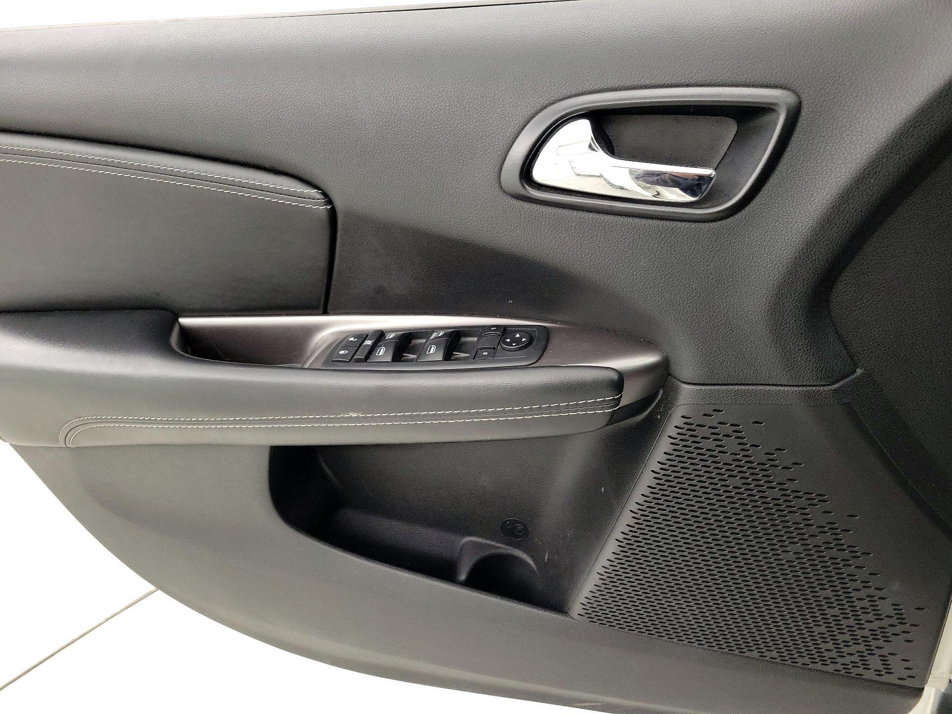 Thumbnail: 2018 Dodge Journey - 12