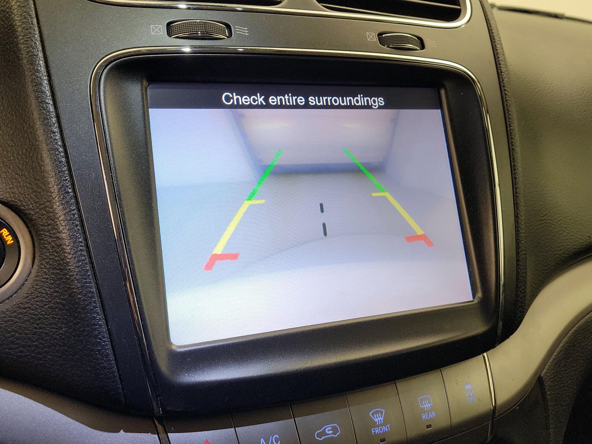 Thumbnail: 2018 Dodge Journey - 14