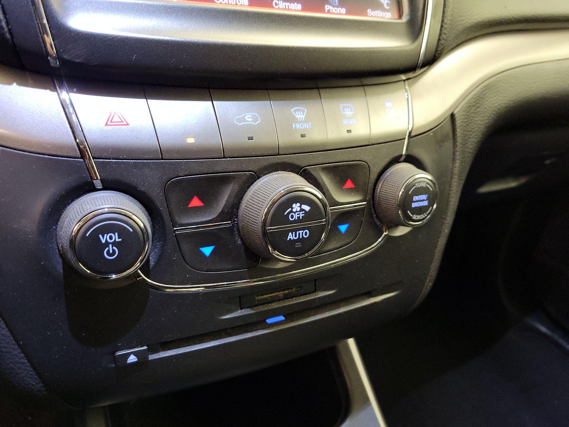 Thumbnail: 2018 Dodge Journey - 16