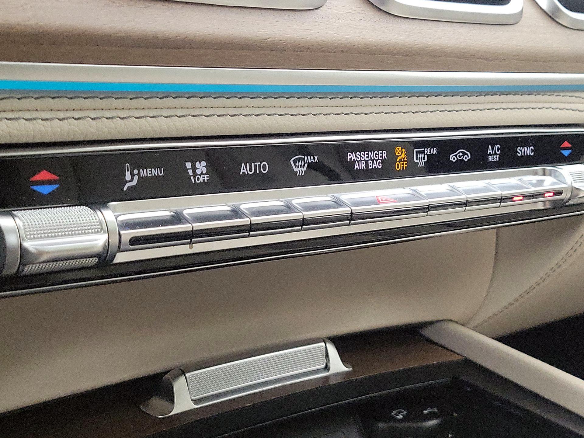 Thumbnail: 2021 Mercedes-Benz GLE - 16