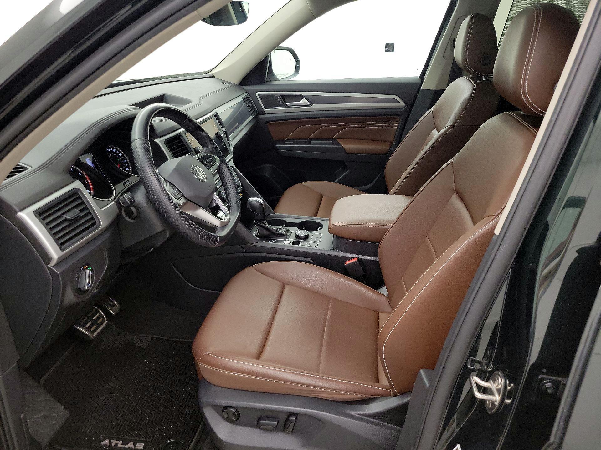 Thumbnail: 2021 Volkswagen Atlas - 11