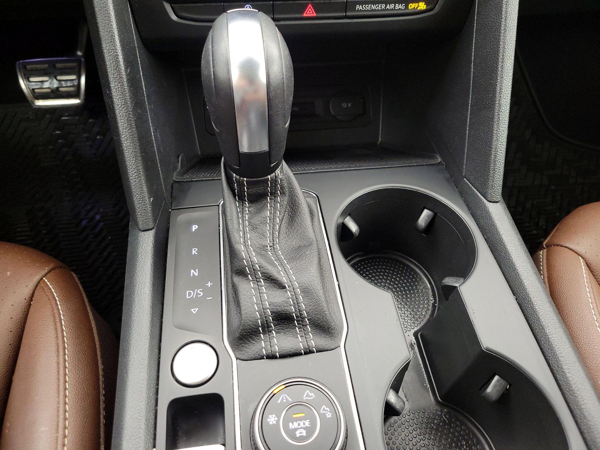 Thumbnail: 2021 Volkswagen Atlas - 17