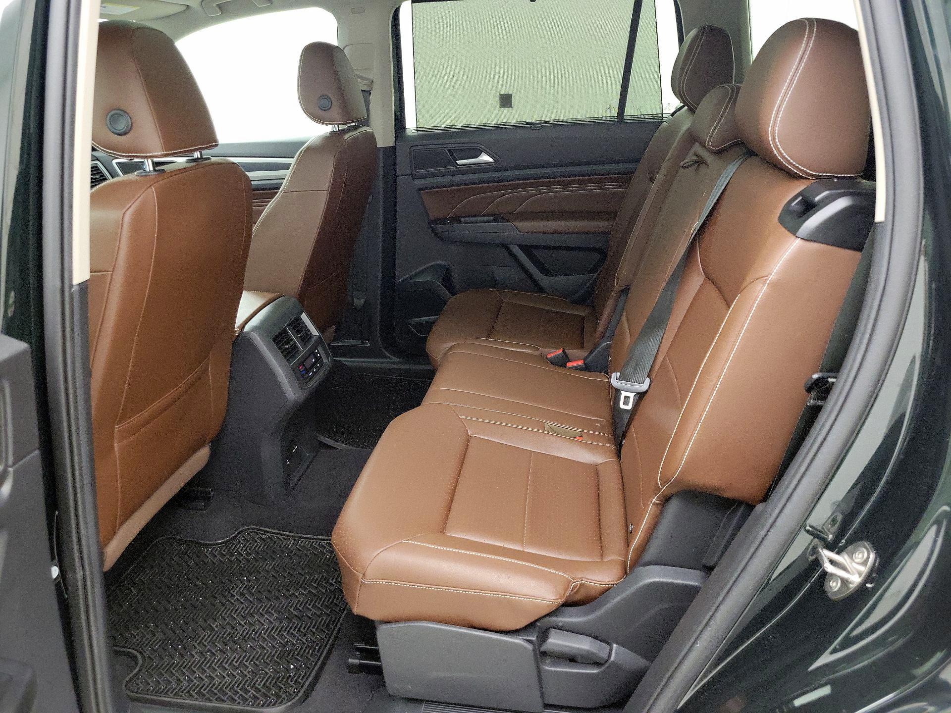 Thumbnail: 2021 Volkswagen Atlas - 20