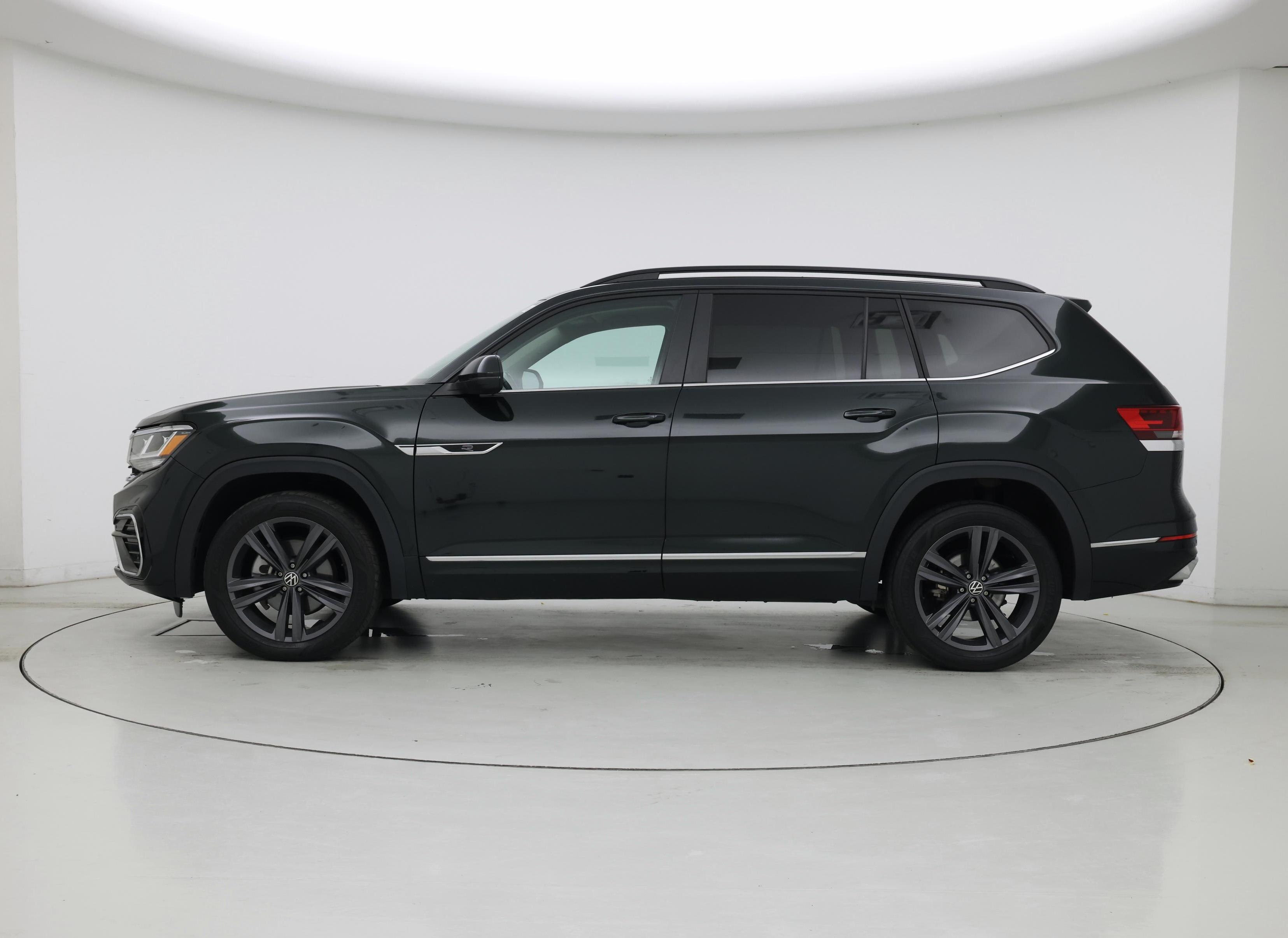 Thumbnail: 2021 Volkswagen Atlas - 3