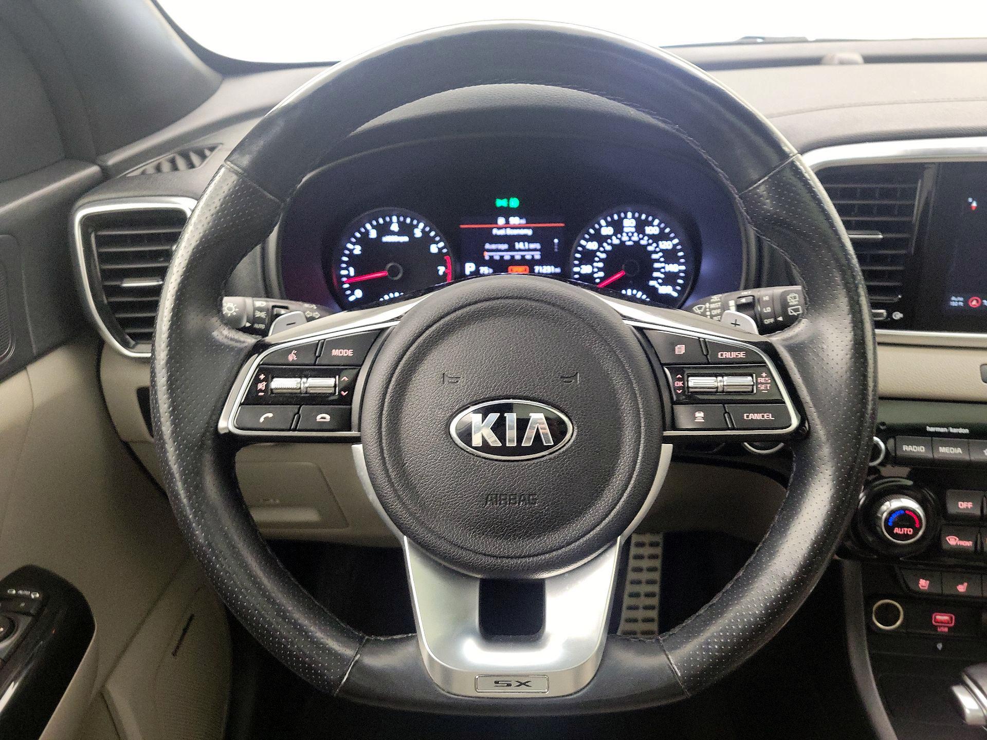 Thumbnail: 2020 Kia Sportage - 10