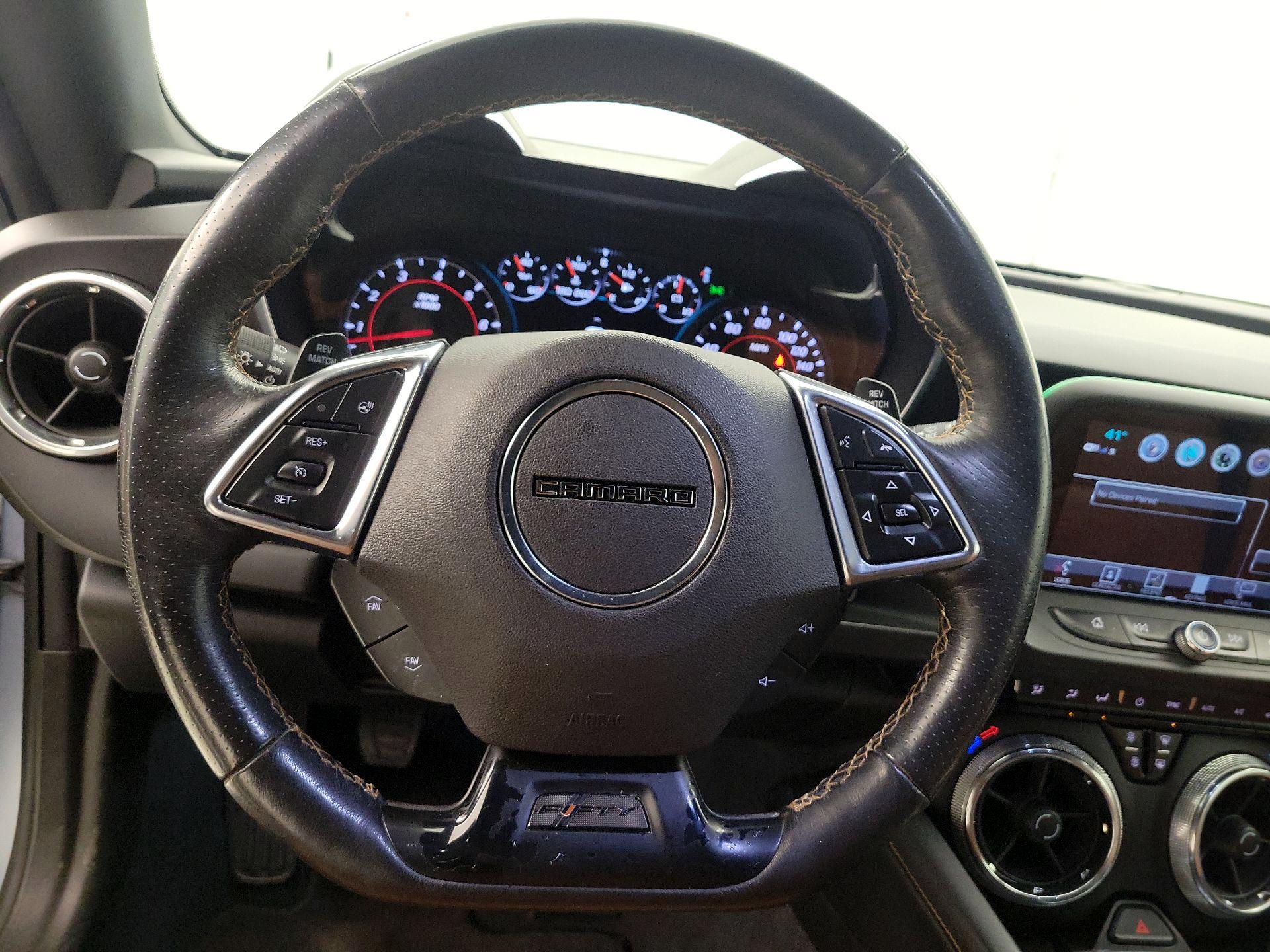 Thumbnail: 2017 Chevrolet Camaro - 10